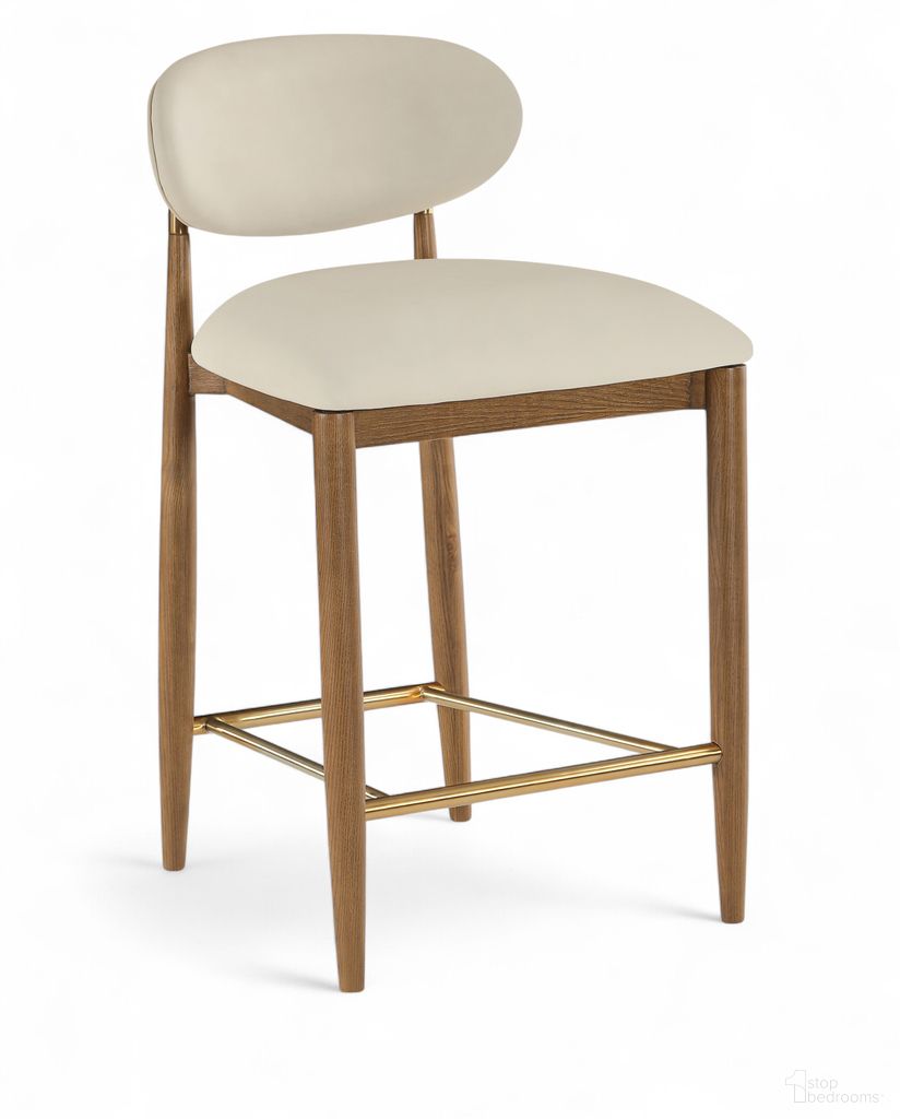 The appearance of Riccio Vegan Leather Upholstered Stool In Beige and Stained Brown designed by Meridian in the modern / contemporary interior design. This beige/stained brown piece of furniture was selected by 1StopBedrooms from Riccio Collection to add a touch of cosiness and style into your home. Sku: 11038Beige-C. Material: Vegan Leather.