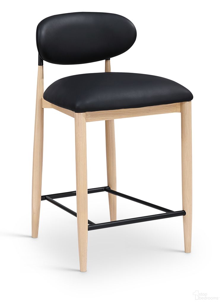 The appearance of Riccio Vegan Leather Upholstered Stool In Black designed by Meridian in the modern / contemporary interior design. This black piece of furniture was selected by 1StopBedrooms from Riccio Collection to add a touch of cosiness and style into your home. Sku: 11039Black-C. Material: Vegan Leather.