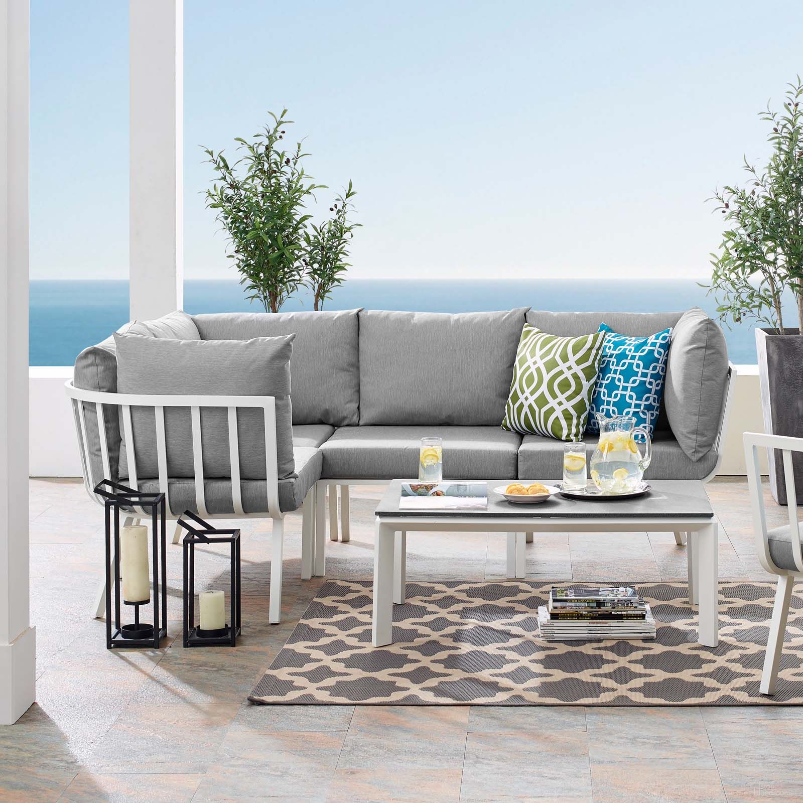 The appearance of Riverside 5 Piece Outdoor Patio Aluminum Set EEI-3793-WHI-GRY designed by Modway in the modern / contemporary interior design. This white and gray piece of furniture  was selected by 1StopBedrooms from Riverside Collection to add a touch of cosiness and style into your home. Sku: EEI-3567-WHI-GRY;EEI-3569-WHI-GRY;EEI-3569-WHI-GRY;EEI-3569-WHI-GRY;EEI-3570-WHI. Material: Foam.