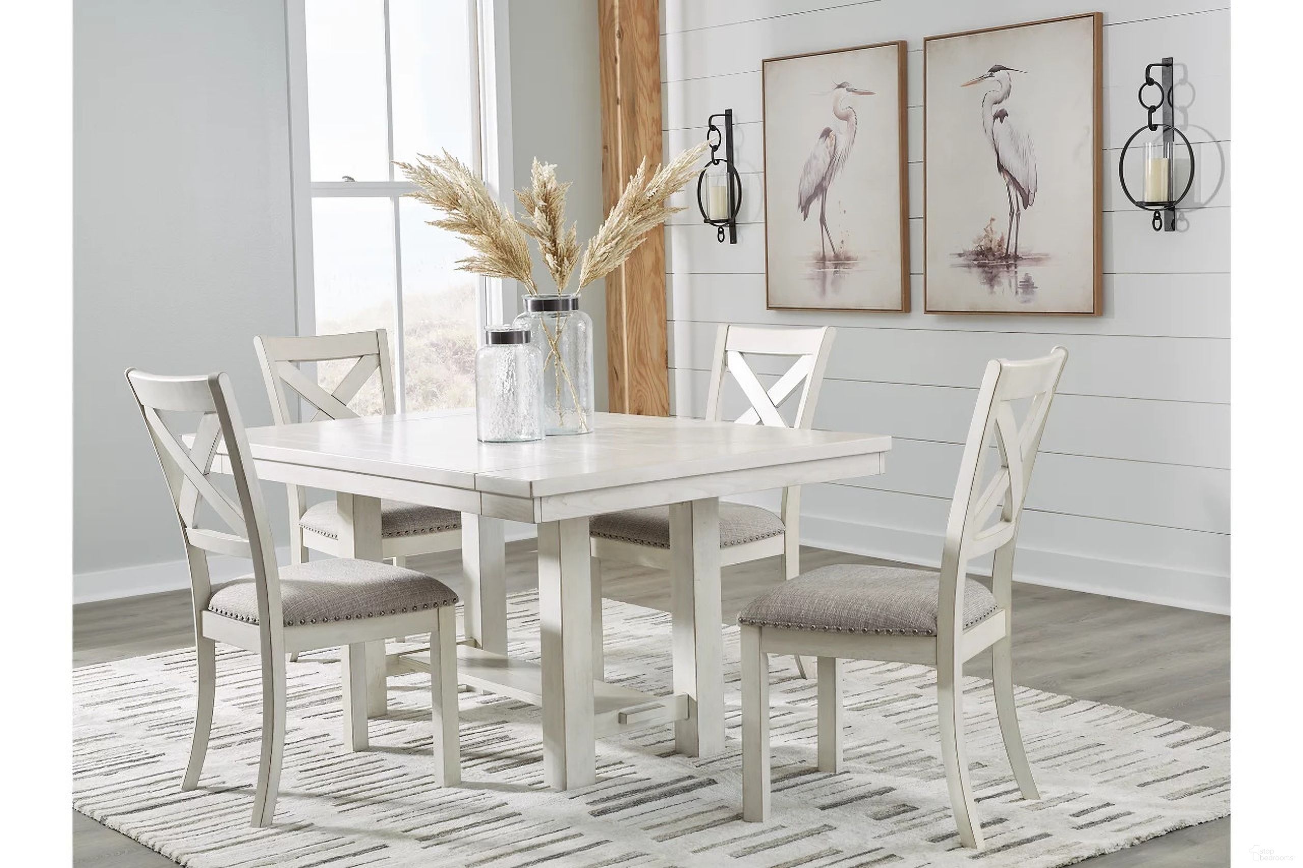 Robbinsdale Dining Room Set In Antique White