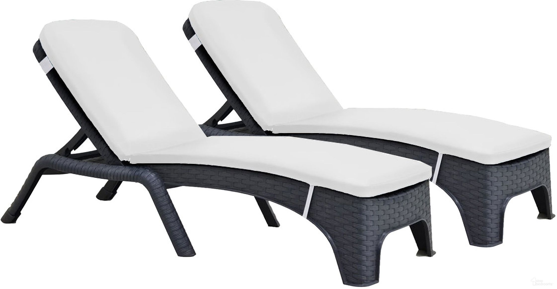 The appearance of Roma Set of 2 Chaise Lounger with Cushion In Anthracite and Cream designed by Rainbow Outdoor in the traditional interior design. This anthracite and cream piece of furniture was selected by 1StopBedrooms from Roma Collection to add a touch of cosiness and style into your home. Sku: RBO-ROMA-ANT-2CL-CUSH-CRM. Material: Polypropylene.