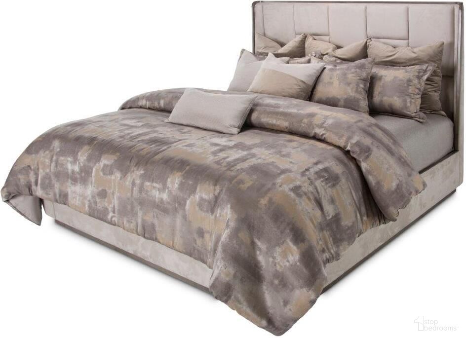The appearance of Roxbury Park California King Multiinpanel Bed In Slate designed by Michael Amini in the transitional interior design. This slate piece of furniture was selected by 1StopBedrooms from Roxburry Collection to add a touch of cosiness and style into your home. Sku: N9006016-220;N9006136-220;9000238-00. Bed Type: Panel Bed. Material: Polyester. Bed Size: California King.