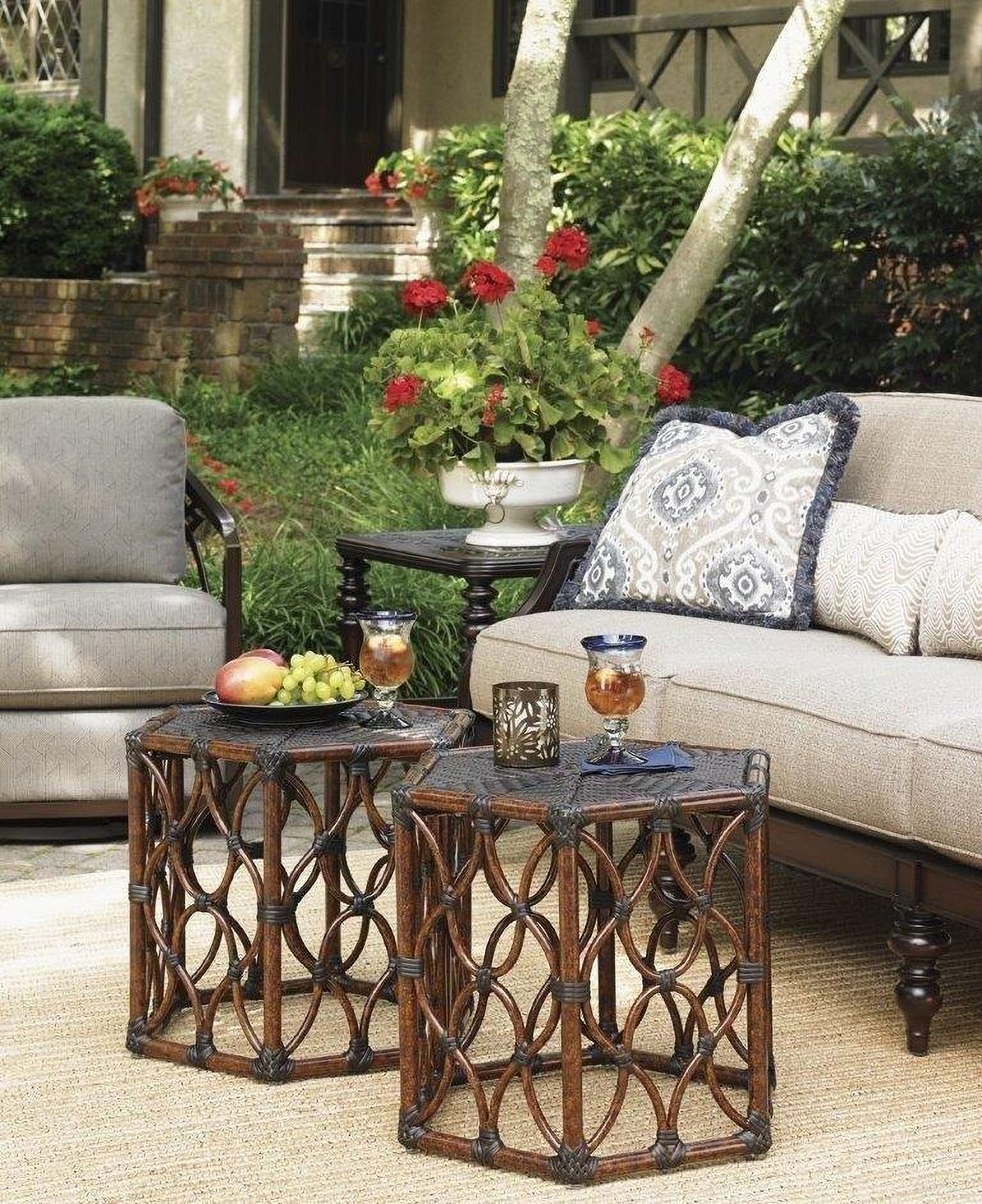 The appearance of Royal Kahala Black Sands Dark Brown Bunching Occasional Table Set designed by Tommy Bahama in the modern / contemporary interior design. This dark brown piece of furniture was selected by 1StopBedrooms from Royal Kahala Black Sands Collection to add a touch of cosiness and style into your home. Sku: 3235-947;3235-950. Material: Wicker.
