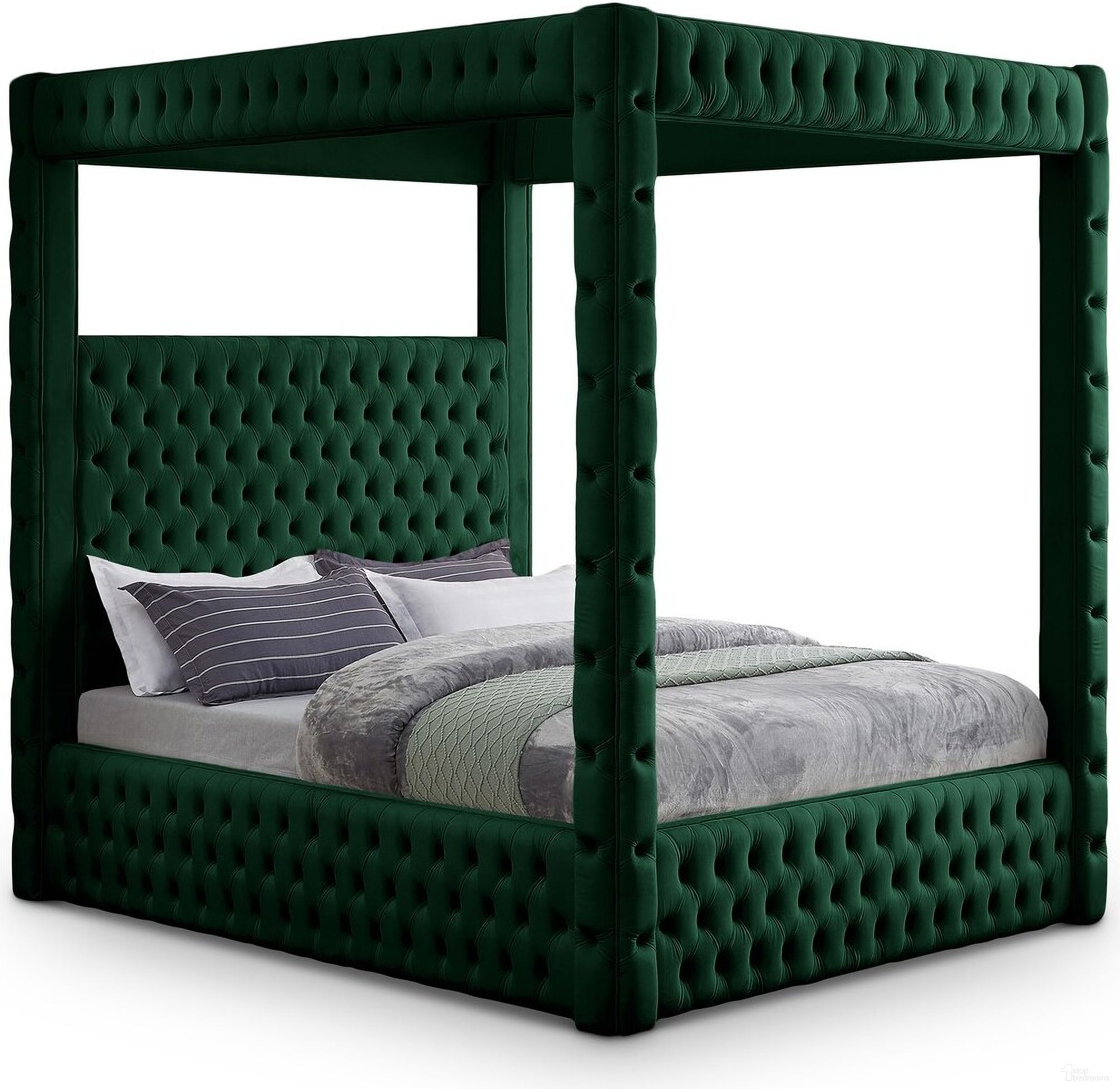 The appearance of Royal Velvet Queen Bed In Green designed by Meridian in the modern / contemporary interior design. This green piece of furniture  was selected by 1StopBedrooms from Royal Collection to add a touch of cosiness and style into your home. Sku: RoyalGreen-Q Box 1/4 (Headboard / Slats / Hardware);RoyalGreen-Q Box 2/4 (Footboard / Rails);RoyalGreen-Q Box 3/4 (Upper Panels Four Pieces);RoyalGreen-Q Box 4/4 (Four Columns). Bed Type: Canopy Bed. Bed Size: Queen. Material: Velvet.