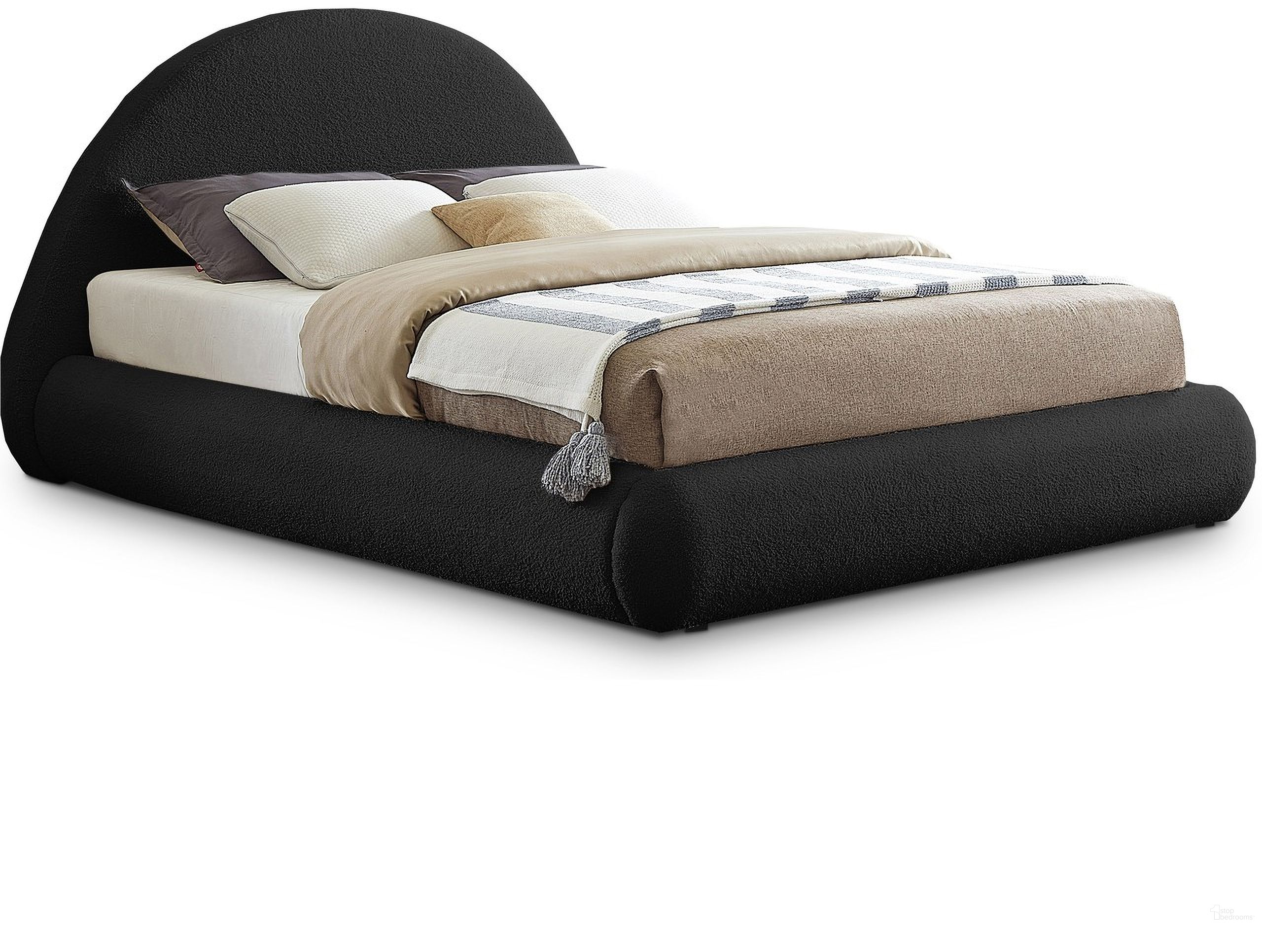 Rudy Teddy Fabric Full Bed In Black