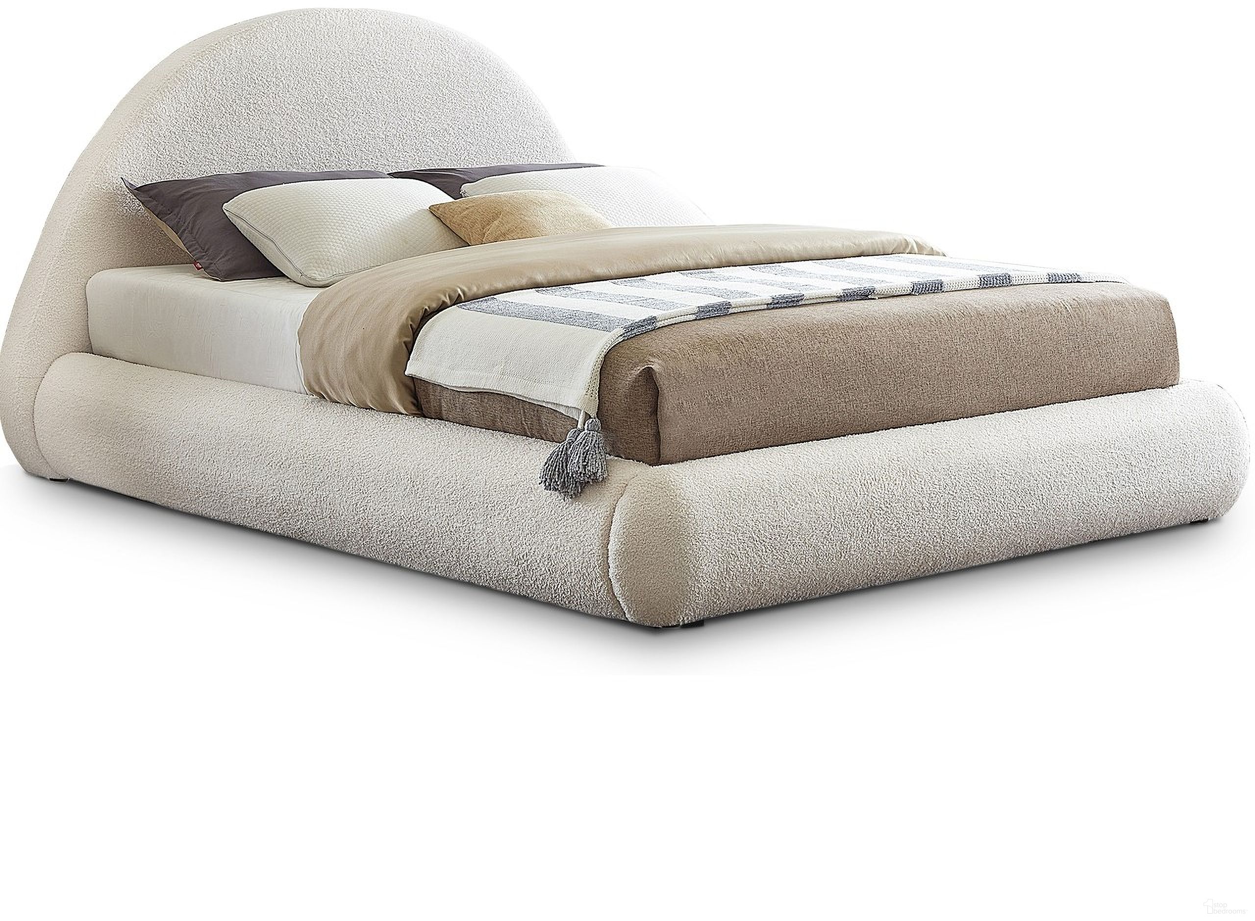 The appearance of Rudy Teddy Fabric Queen Bed In Cream designed by Meridian in the modern / contemporary interior design. This cream piece of furniture  was selected by 1StopBedrooms from Rudy Collection to add a touch of cosiness and style into your home. Sku: RudyCream-Q Box 1/2 (Headboard / Slats);RudyCream-Q Box 2/2 (Footboard / Rails / Center Support Bar / Hardware). Bed Type: Panel Bed. Material: Wood. Bed Size: Queen.