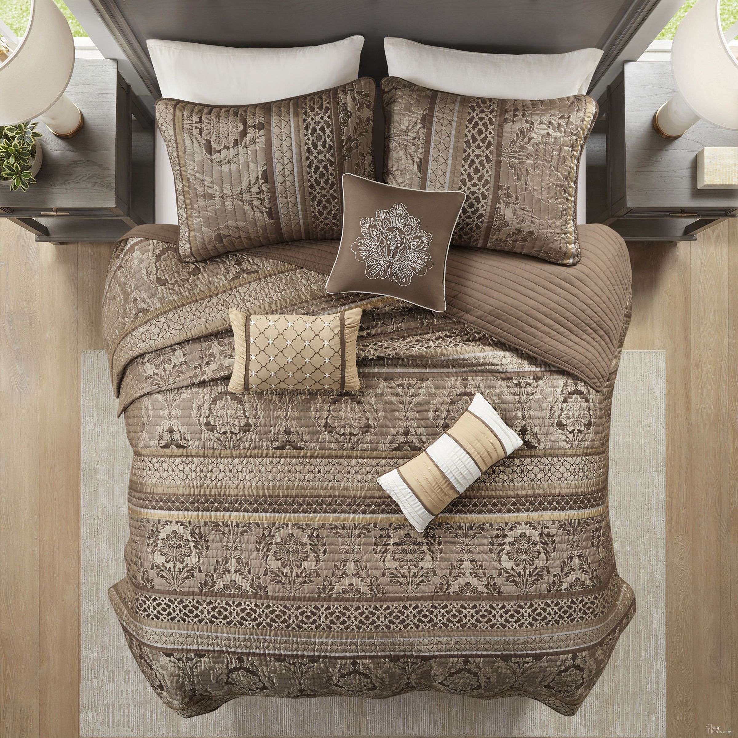 The appearance of Sabrina Polyester Jacquard Queen Coverlet 6 Piece Set In Brown/Gold designed by Olliix in the traditional interior design. This brown/gold piece of furniture was selected by 1StopBedrooms from Bellagio Collection to add a touch of cosiness and style into your home. Sku: MP13-368. Material: Polyester. Bed Size: Queen.
