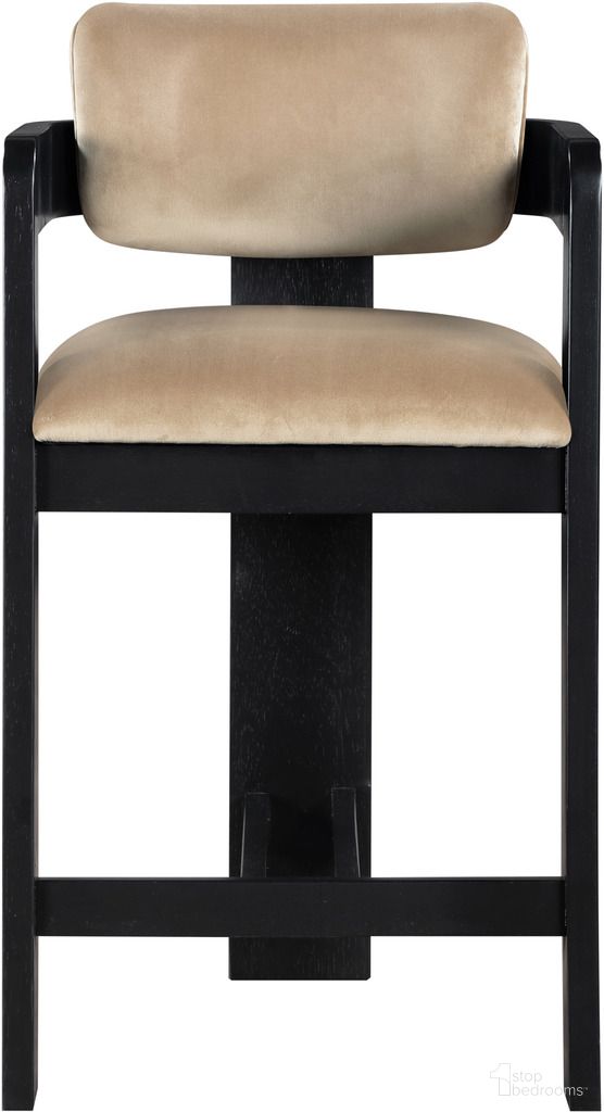 The appearance of Sacha Velvet Stool In Black and Beige designed by Meridian in the modern / contemporary interior design. This black and beige piece of furniture was selected by 1StopBedrooms from Sacha Collection to add a touch of cosiness and style into your home. Sku: 11078Beige-C. Material: Velvet.