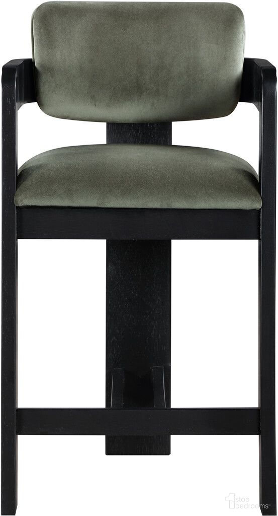 The appearance of Sacha Velvet Stool In Black and Green designed by Meridian in the modern / contemporary interior design. This black/green piece of furniture  was selected by 1StopBedrooms from Sacha Collection to add a touch of cosiness and style into your home. Sku: 11078Green-C. Material: Velvet.