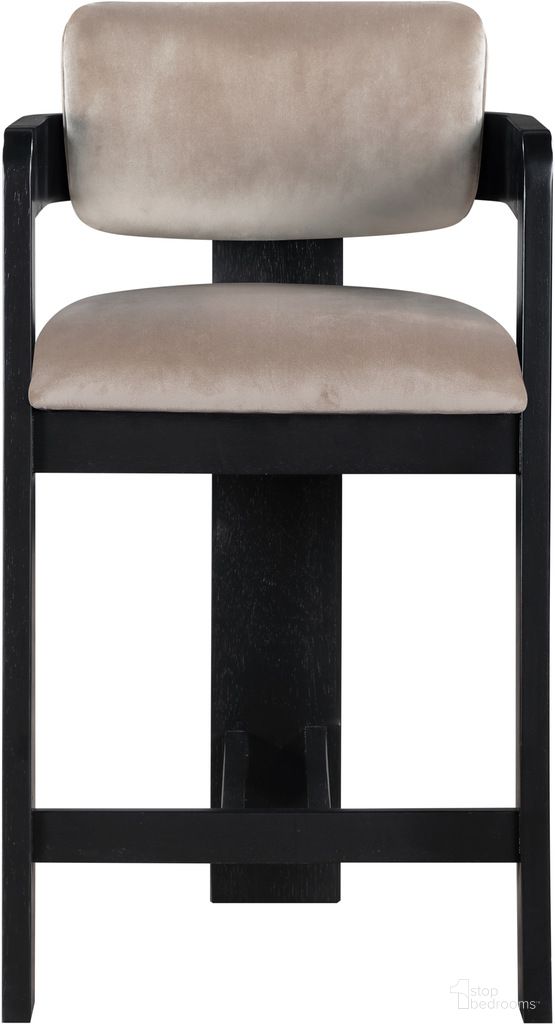 The appearance of Sacha Velvet Stool In Black and Taupe designed by Meridian in the modern / contemporary interior design. This black/taupe piece of furniture was selected by 1StopBedrooms from Sacha Collection to add a touch of cosiness and style into your home. Sku: 11078Taupe-C. Material: Velvet.