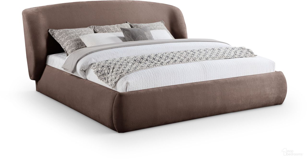 Sandro Chenille Fabric Upholstered Full Bed In Brown
