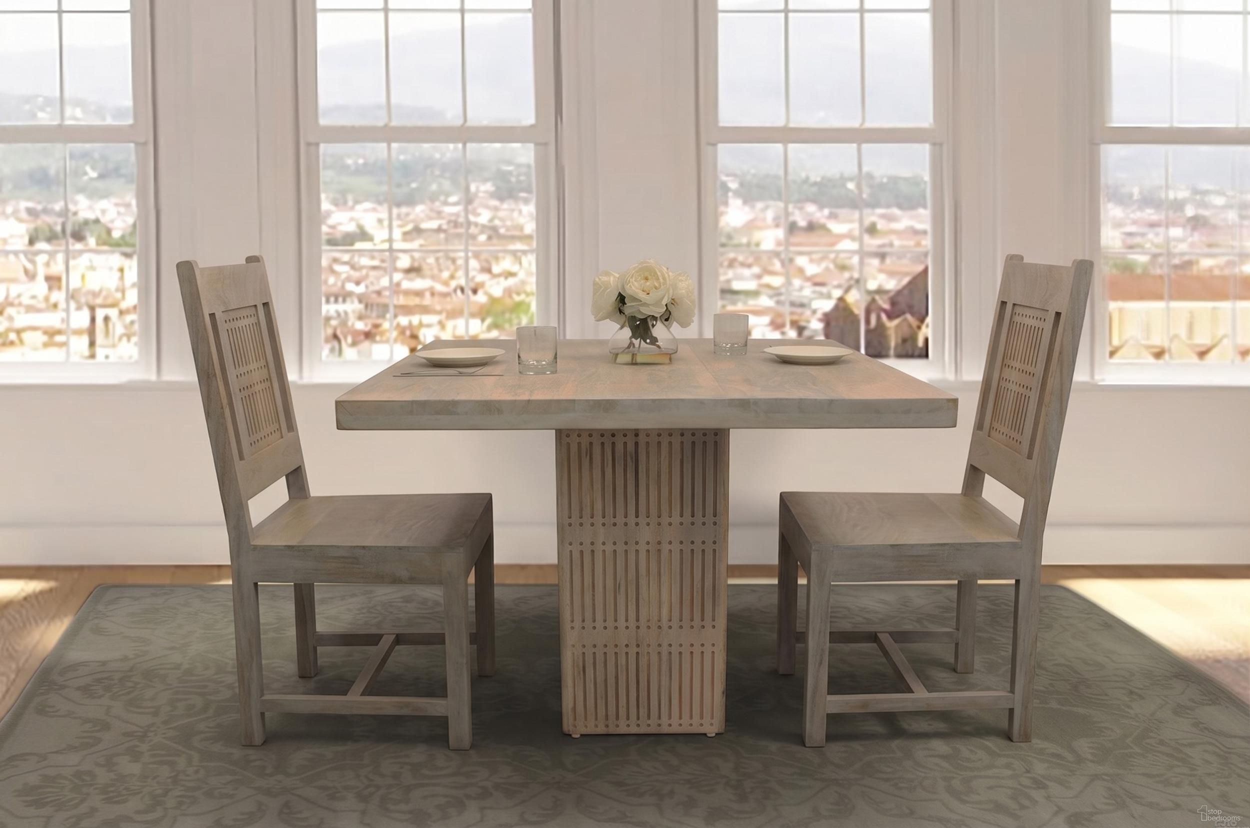 Sarah Dining Room Set In Ivory