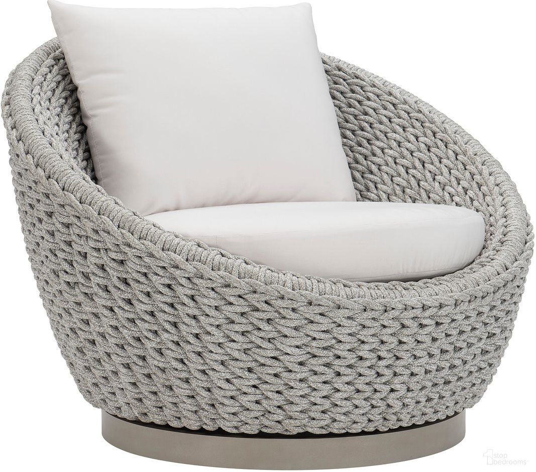 The appearance of Savaii Outdoor Swivel Chair In Grey designed by Bernhardt in the modern / contemporary interior design. This grey piece of furniture was selected by 1StopBedrooms from Savaii Collection to add a touch of cosiness and style into your home. Sku: O1402SB. Material: Fabric.