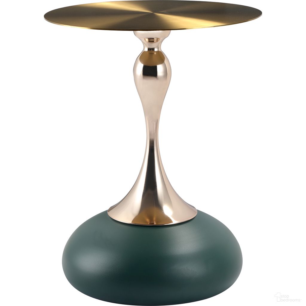 The appearance of Savoy End Table In Green designed by LeisureMod in the modern / contemporary interior design. This green piece of furniture  was selected by 1StopBedrooms from Savoy Collection to add a touch of cosiness and style into your home. Sku: SST40G. Material: Stainless Steel.