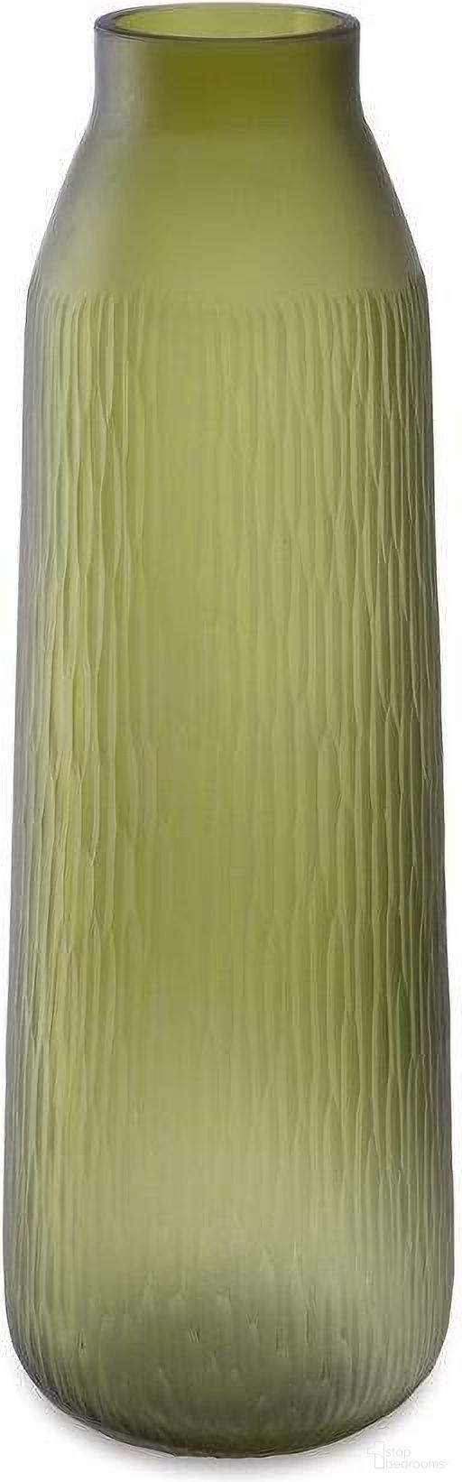 The appearance of Scottyard Vase In Olive Green designed by Signature Design by Ashley in the modern / contemporary interior design. This olive green piece of furniture was selected by 1StopBedrooms from Scottyard Collection to add a touch of cosiness and style into your home. Sku: A2900009. Material: Glass.