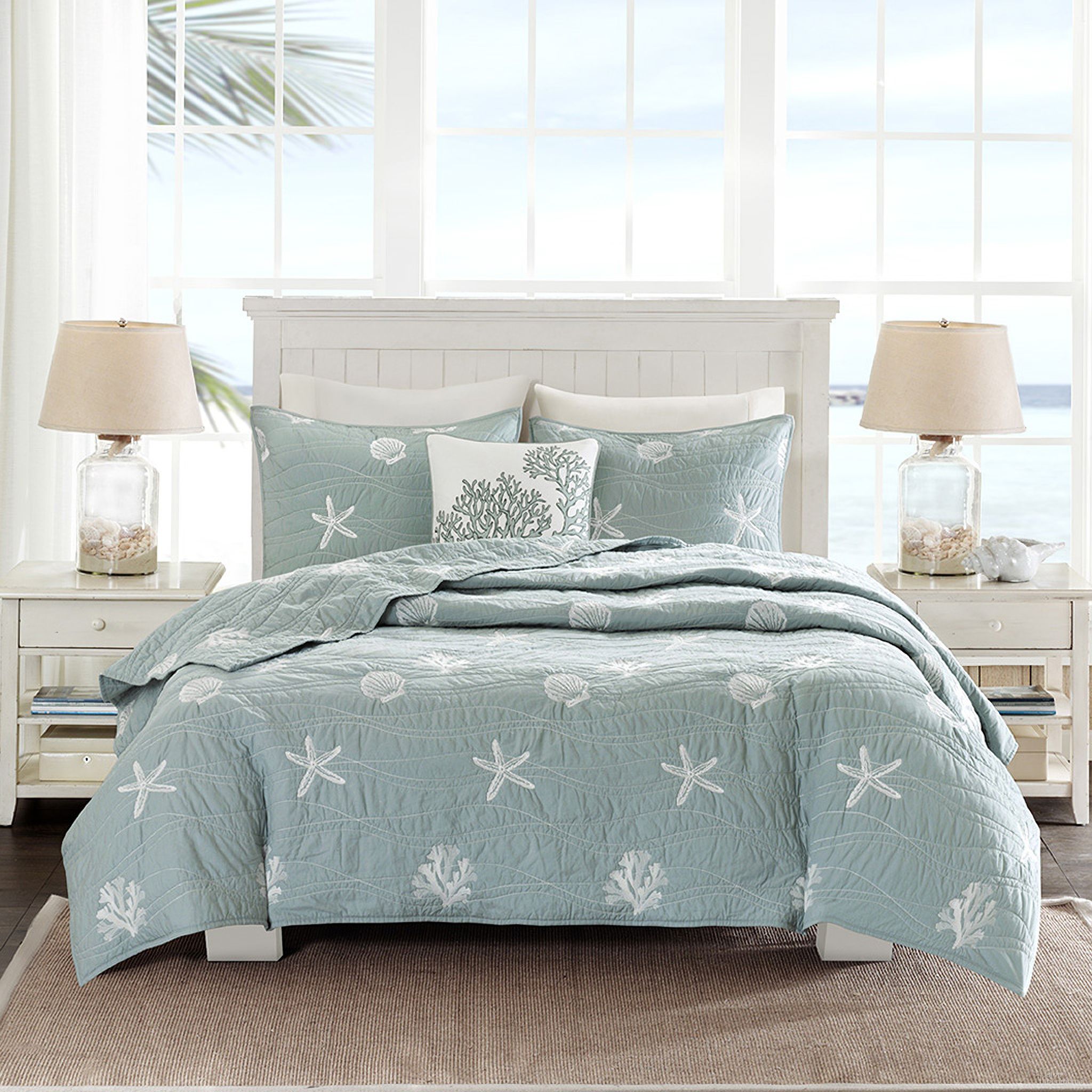 The appearance of Seaside Cotton Percale 4 Piece Queen Coverlet Set With Embroidery In Seafoam designed by Olliix in the coastal interior design. This seafoam piece of furniture was selected by 1StopBedrooms from Seaside Collection to add a touch of cosiness and style into your home. Sku: HH13-1547. Material: Polyester. Bed Size: Queen.