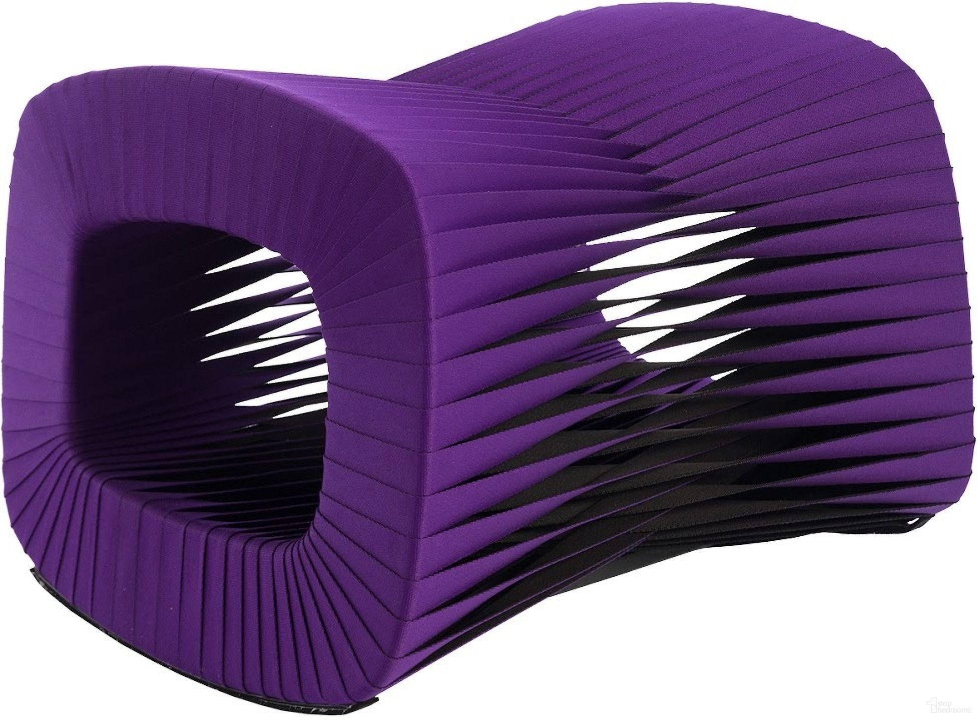The appearance of Seat Belt Ottoman In Purple designed by Phillips Collection in the modern / contemporary interior design. This purple piece of furniture  was selected by 1StopBedrooms from Seat Belt Collection to add a touch of cosiness and style into your home. Sku: B2064PU. Material: Cotton.