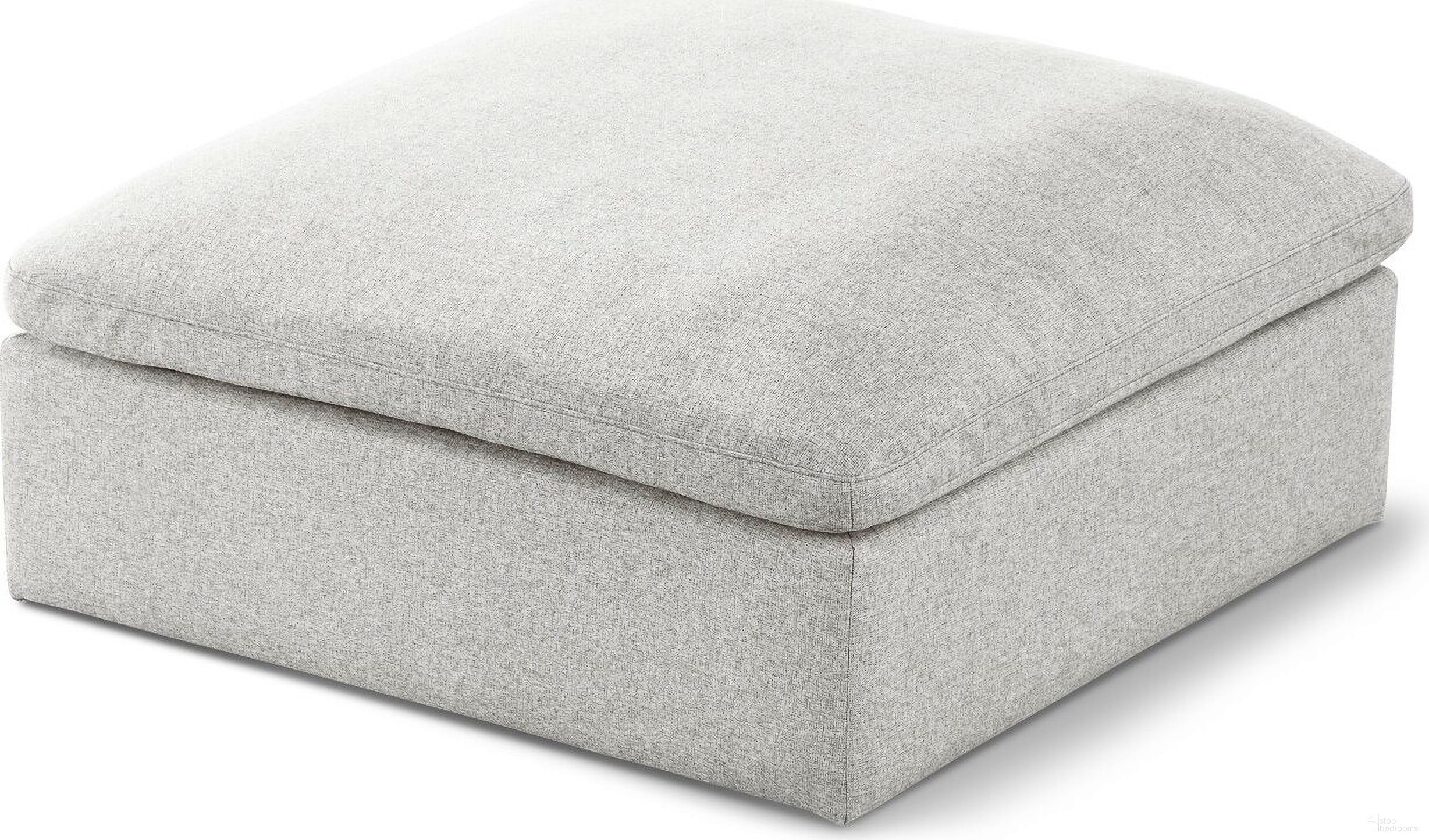 The appearance of Serene Linen Textured Fabric Deluxe Comfort Modular Ottoman In Cream designed by Meridian in the modern / contemporary interior design. This cream piece of furniture  was selected by 1StopBedrooms from Serene Collection to add a touch of cosiness and style into your home. Sku: 601Cream-Ott. Material: Wood.