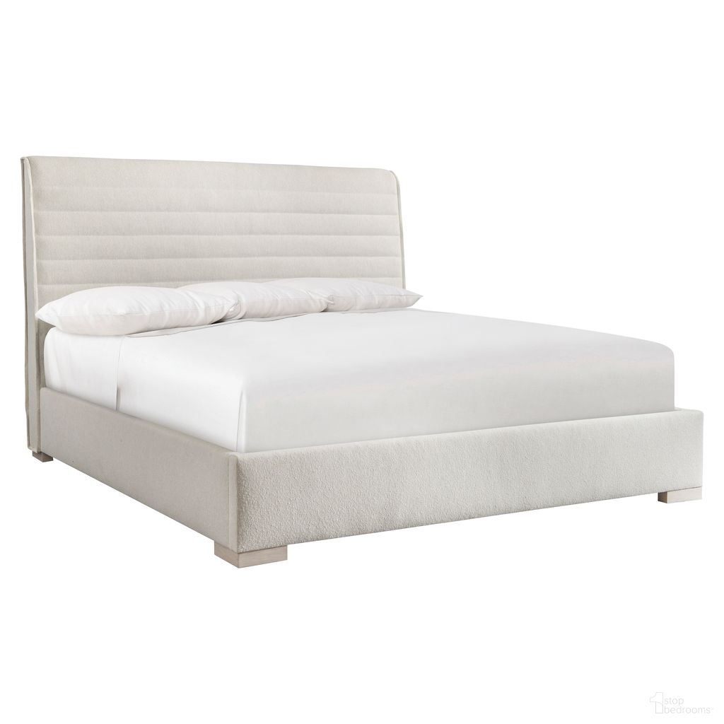 The appearance of Sereno Queen Panel Bed In Lutra designed by Bernhardt in the modern / contemporary interior design. This lutra piece of furniture was selected by 1StopBedrooms from Sereno Collection to add a touch of cosiness and style into your home. Sku: 329FR01;329H01. Bed Type: Panel Bed. Material: Fabric. Bed Size: Queen.