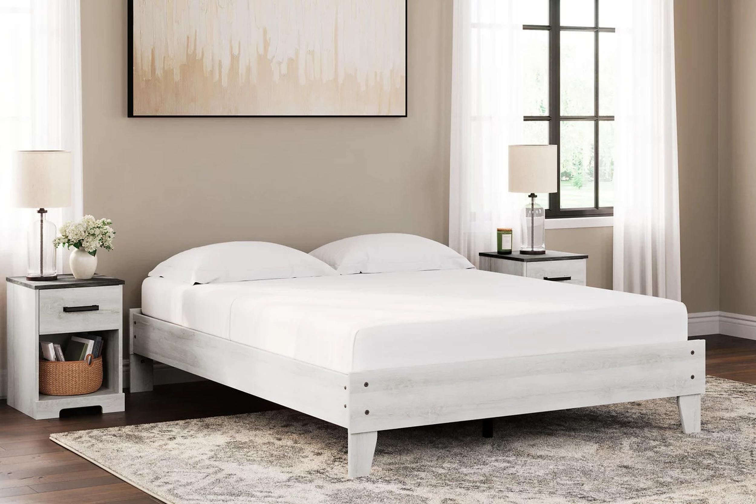 Shawburn Platform Bedroom Set In Whitewash