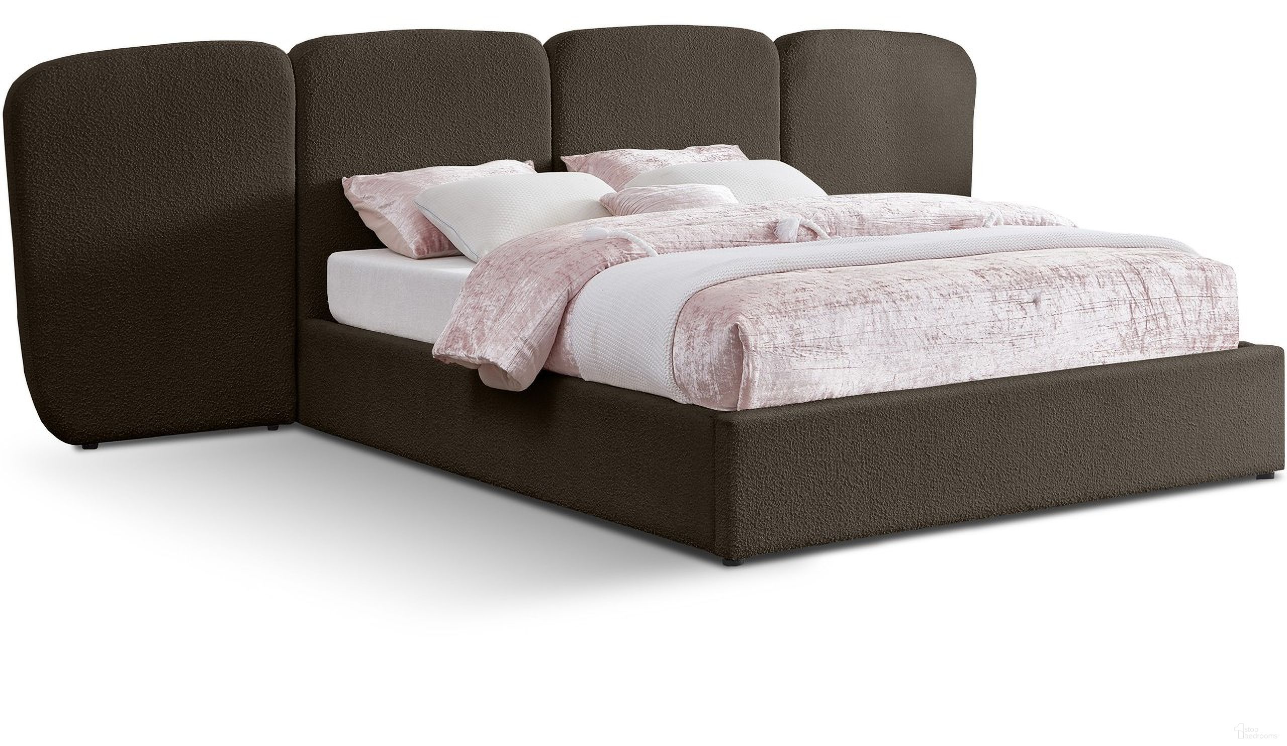 Shiloh Boucle Fabric Queen Bed In Brown