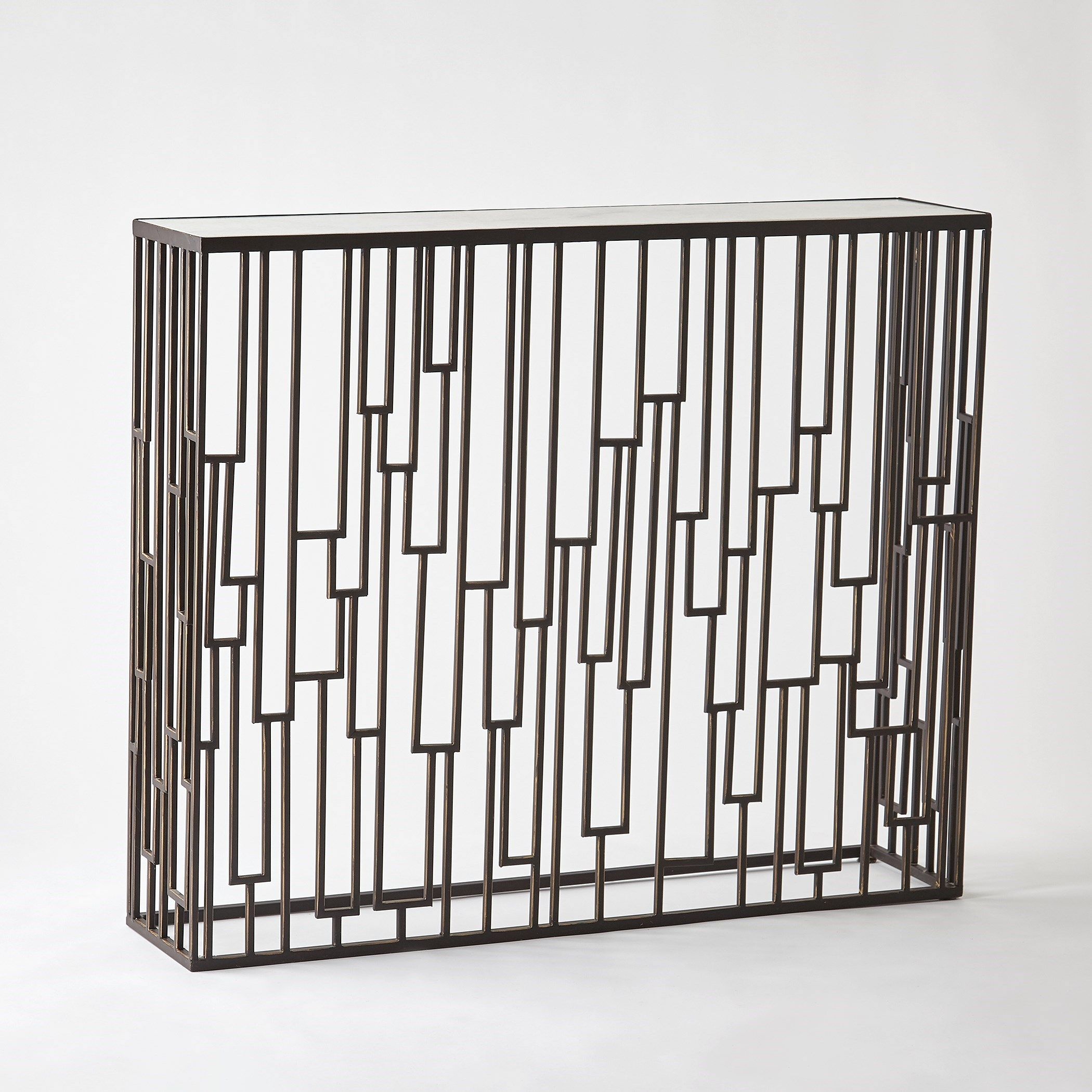 The appearance of Shingle Hall Console In Bronze designed by Global Views in the modern / contemporary interior design. This bronze piece of furniture was selected by 1StopBedrooms from to add a touch of cosiness and style into your home. Sku: 992752. Material: Iron.