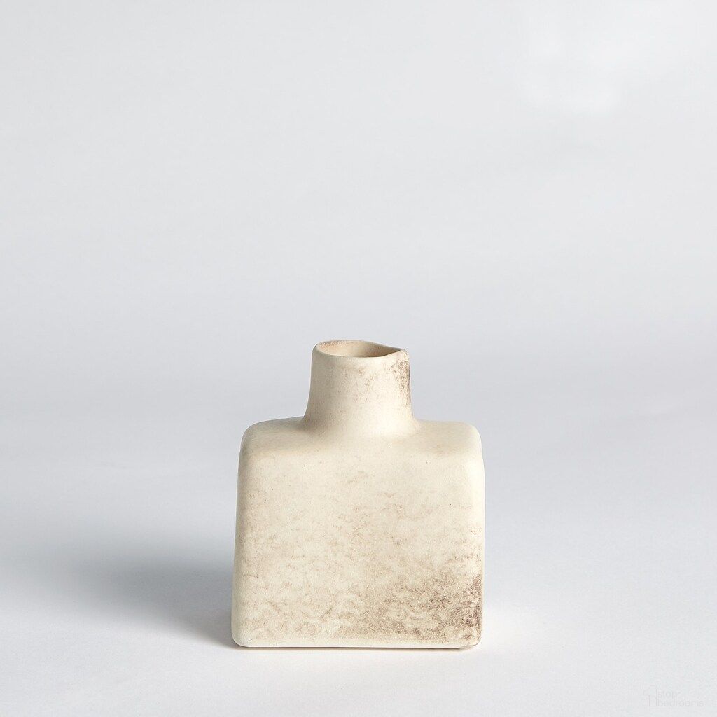 The appearance of Short Small Stack Bottle In Ivory designed by Global Views in the modern / contemporary interior design. This ivory piece of furniture  was selected by 1StopBedrooms from Short Collection to add a touch of cosiness and style into your home. Sku: 110726. Material: Glass.