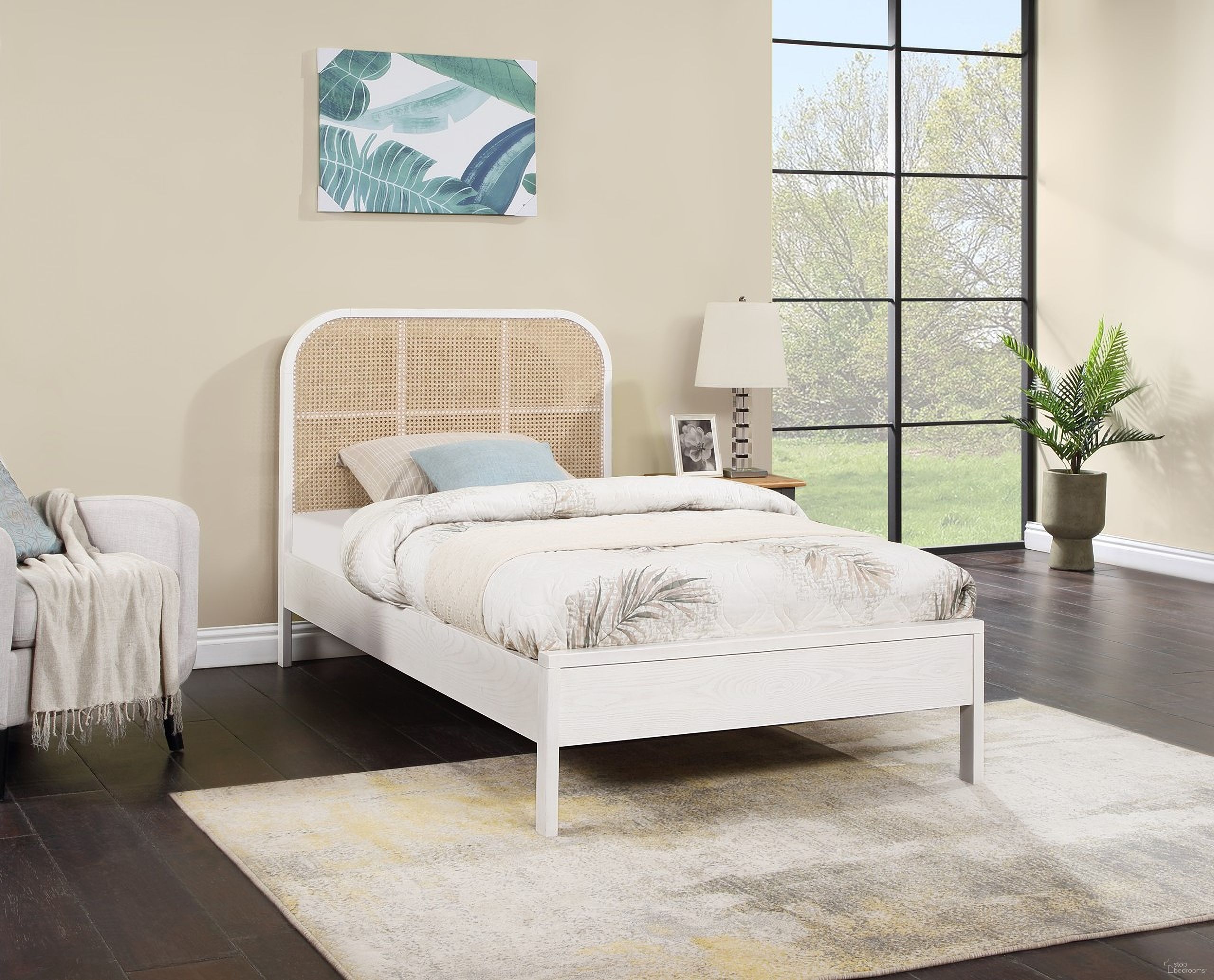 The appearance of Siena Ash Wood Youth Bedroom Set In White designed by Meridian in the transitional interior design. This white piece of furniture was selected by 1StopBedrooms from Siena Collection to add a touch of cosiness and style into your home. Sku: SienaWhite-T Box 1/3 (Headboard);SienaWhite-T Box 2/3 (Footboard / Slats / HW / Support Legs);SienaWhite-T Box 3/3 (Rails);SienaWhite-NS. Material: Wood. Bed Size: Twin.