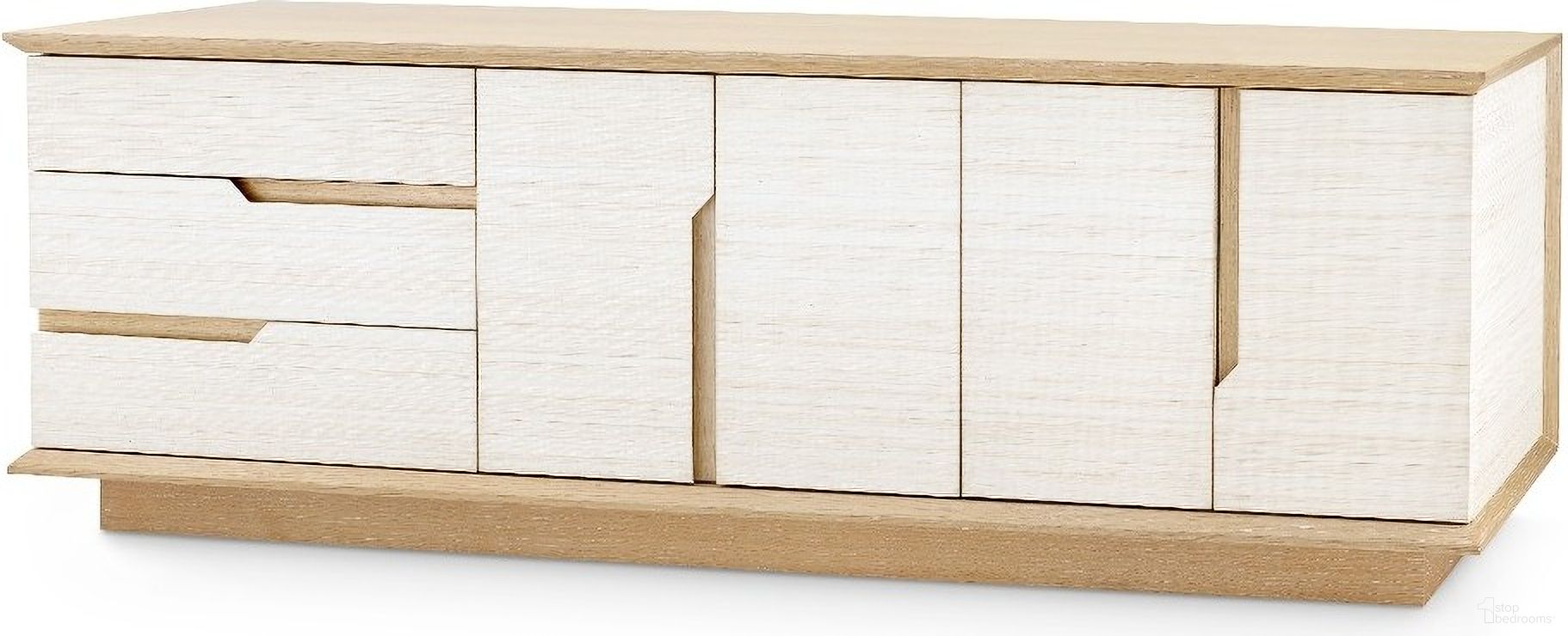 The appearance of Simon 3-Drawer and 4-Door Cabinet In Light Natural Shimmer designed by Villa & House in the transitional interior design. This light natural piece of furniture was selected by 1StopBedrooms from Simon Collection to add a touch of cosiness and style into your home. Sku: SMO-450-6209-99. Material: Wood.