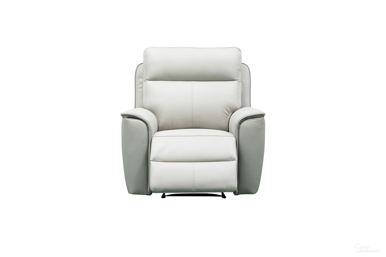The appearance of Skyline 1 seater Manual Recliner Chair In Gray designed by Klaussner Home Furnishings in the modern / contemporary interior design. This gray piece of furniture was selected by 1StopBedrooms from Skyline Collection to add a touch of cosiness and style into your home. Sku: H0631-1R. Material: Leather.
