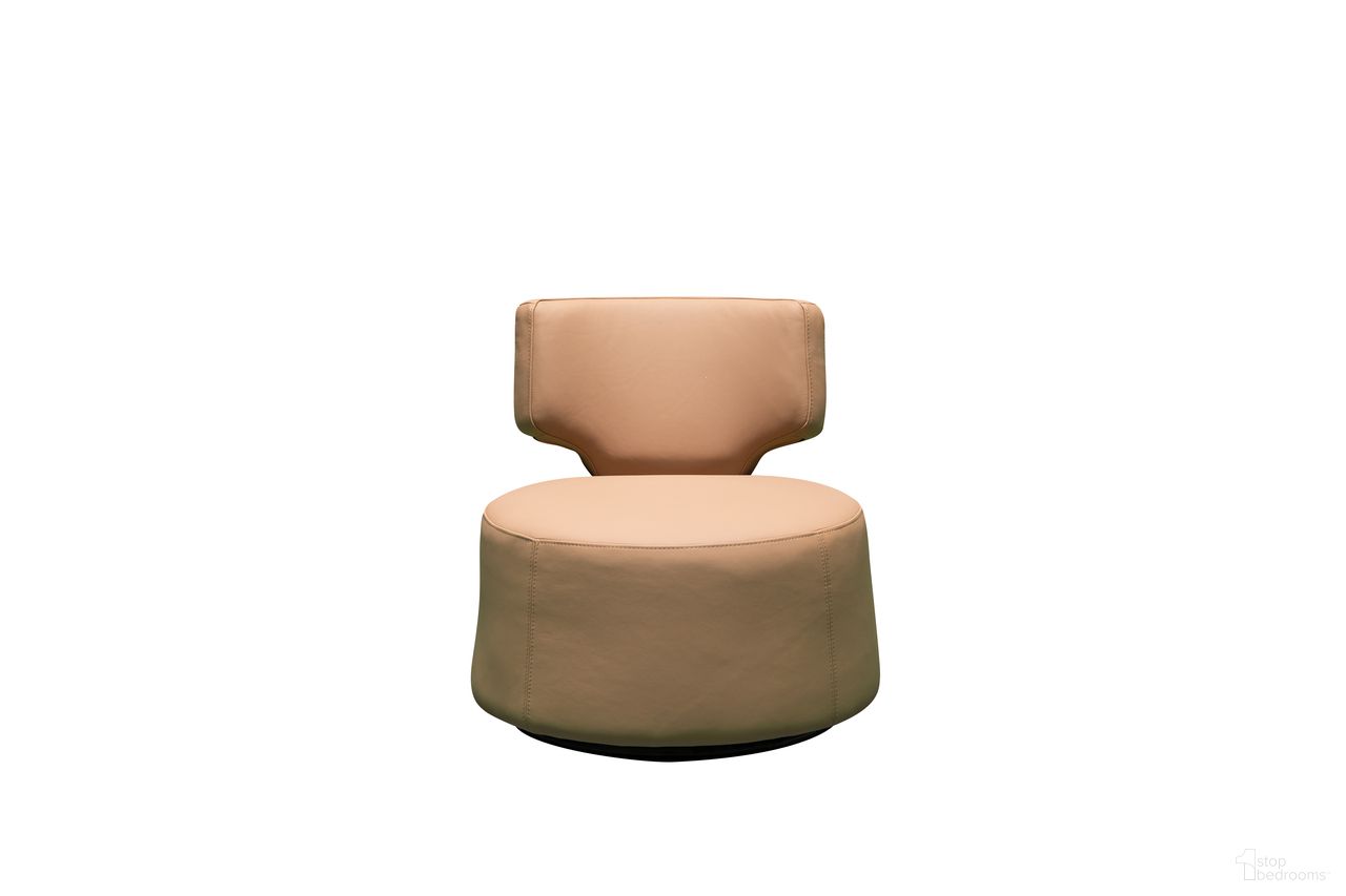 The appearance of Skyline Pietra Leather Swivel Chair In Brown designed by Klaussner Home Furnishings in the modern / contemporary interior design. This brown piece of furniture was selected by 1StopBedrooms from Skyline Collection to add a touch of cosiness and style into your home. Sku: KLA-SKY-CN030+1PS-NS102BROWN. Material: Top Grain Leather.