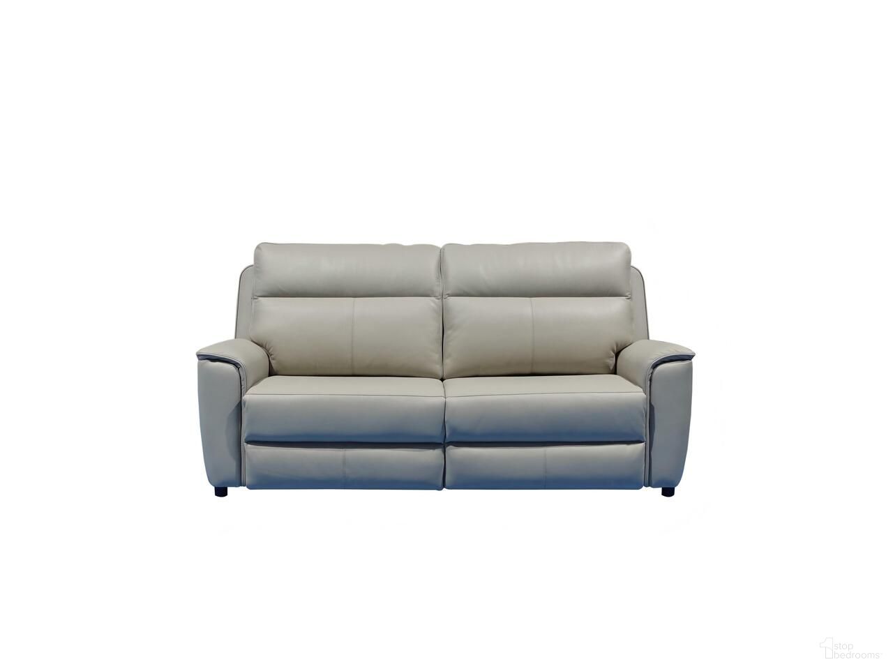 The appearance of Skyline Venezia Leather Queen Sleeper In Gray designed by Klaussner Home Furnishings in the modern / contemporary interior design. This gray piece of furniture was selected by 1StopBedrooms from Skyline Collection to add a touch of cosiness and style into your home. Sku: H0631-2.5SB. Material: Leather.