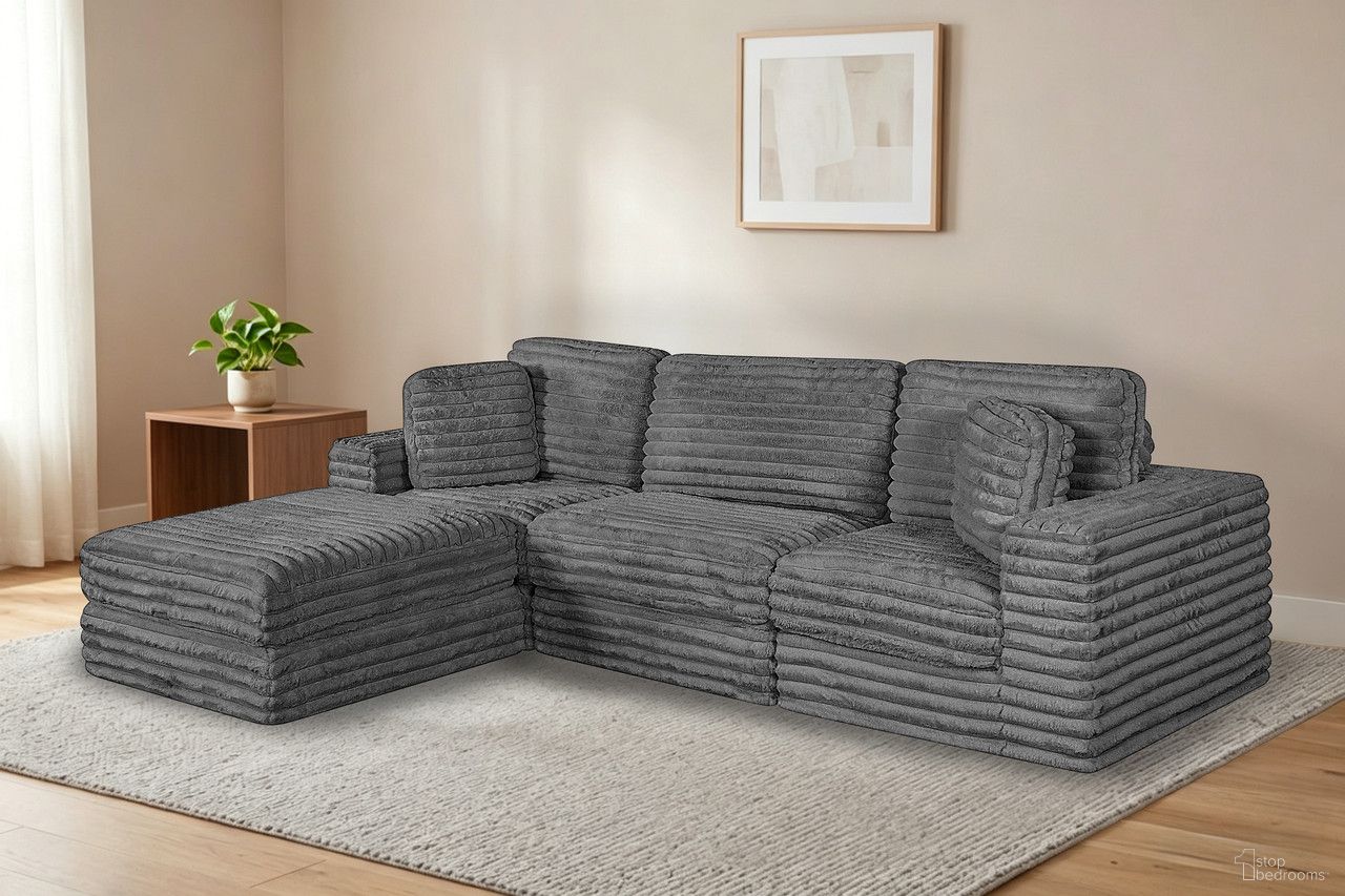 The appearance of Sofia 4-Piece Compressed Sectional In Dark Gray designed by Best Quality Furniture in the glam interior design. This dark gray piece of furniture was selected by 1StopBedrooms from Sofia Collection to add a touch of cosiness and style into your home. Sku: SE820-CC;SE820-CC;SE820-AC;SE820-OT. Material: Faux Fur.