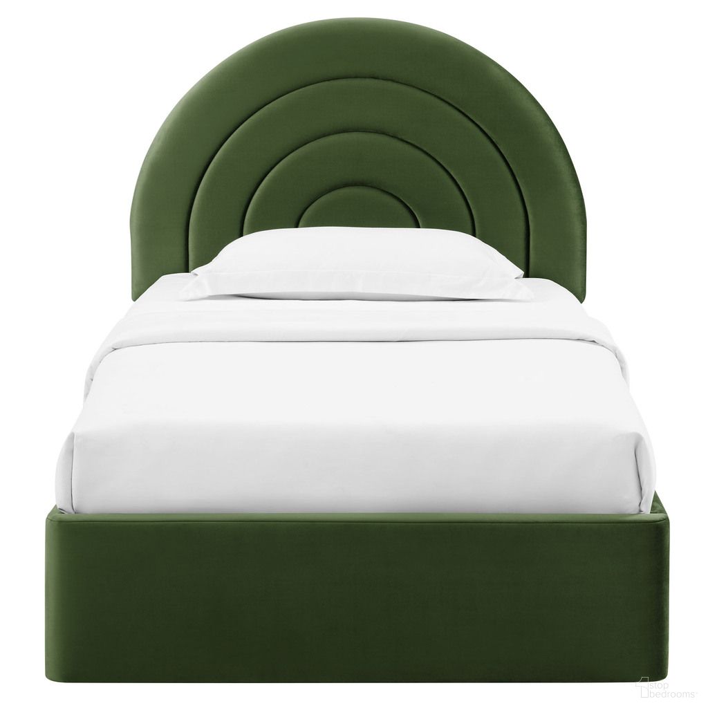 The appearance of Solana Arched Performance Velvet Twin Platform Bed In Moss Green designed by Modway in the modern / contemporary interior design. This moss green piece of furniture was selected by 1StopBedrooms from Solana Collection to add a touch of cosiness and style into your home. Sku: MOD-7165-MOG-1;MOD-7165-MOG-2. Bed Type: Platform Bed. Bed Size: Twin. Material: Velvet.