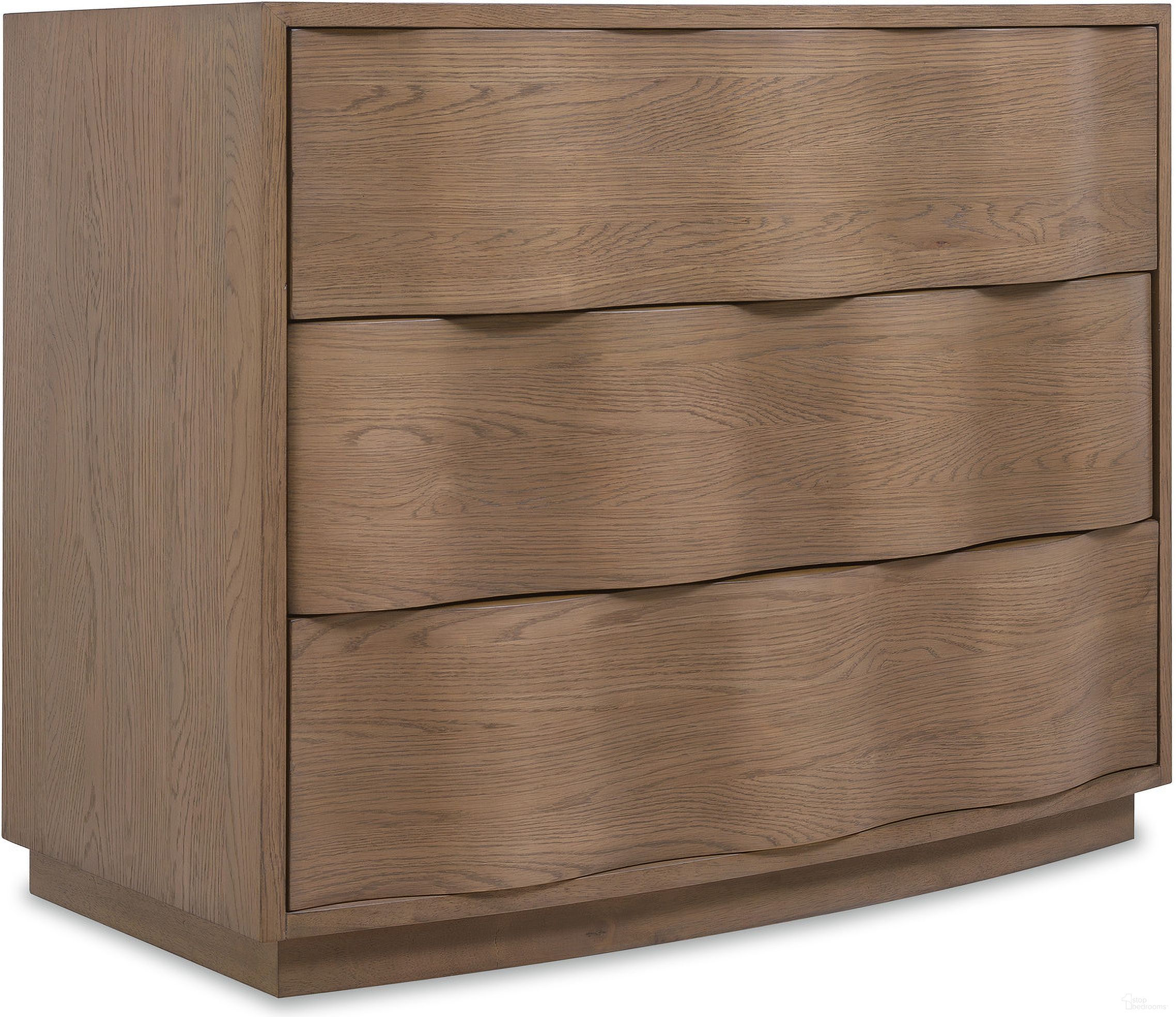 The appearance of Sonnet Bachelors Chest In Medium Wood designed by Hooker in the transitional interior design. This medium wood piece of furniture was selected by 1StopBedrooms from Sonnet Collection to add a touch of cosiness and style into your home. Sku: 6072-90017-85. Material: Oak Veneer.
