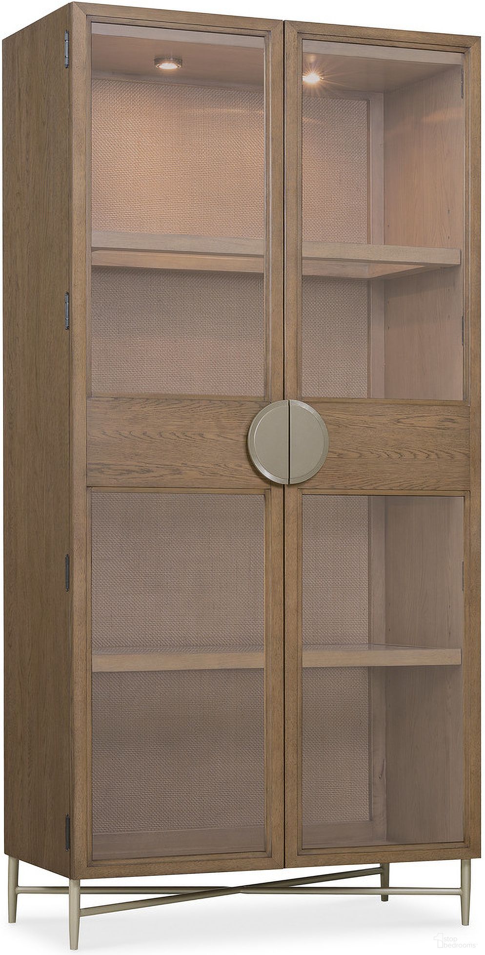 The appearance of Sonnet Display Cabinet In Medium Wood designed by Hooker in the transitional interior design. This medium wood piece of furniture  was selected by 1StopBedrooms from Sonnet Collection to add a touch of cosiness and style into your home. Sku: 6072-75906-85. Material: Oak Veneer.