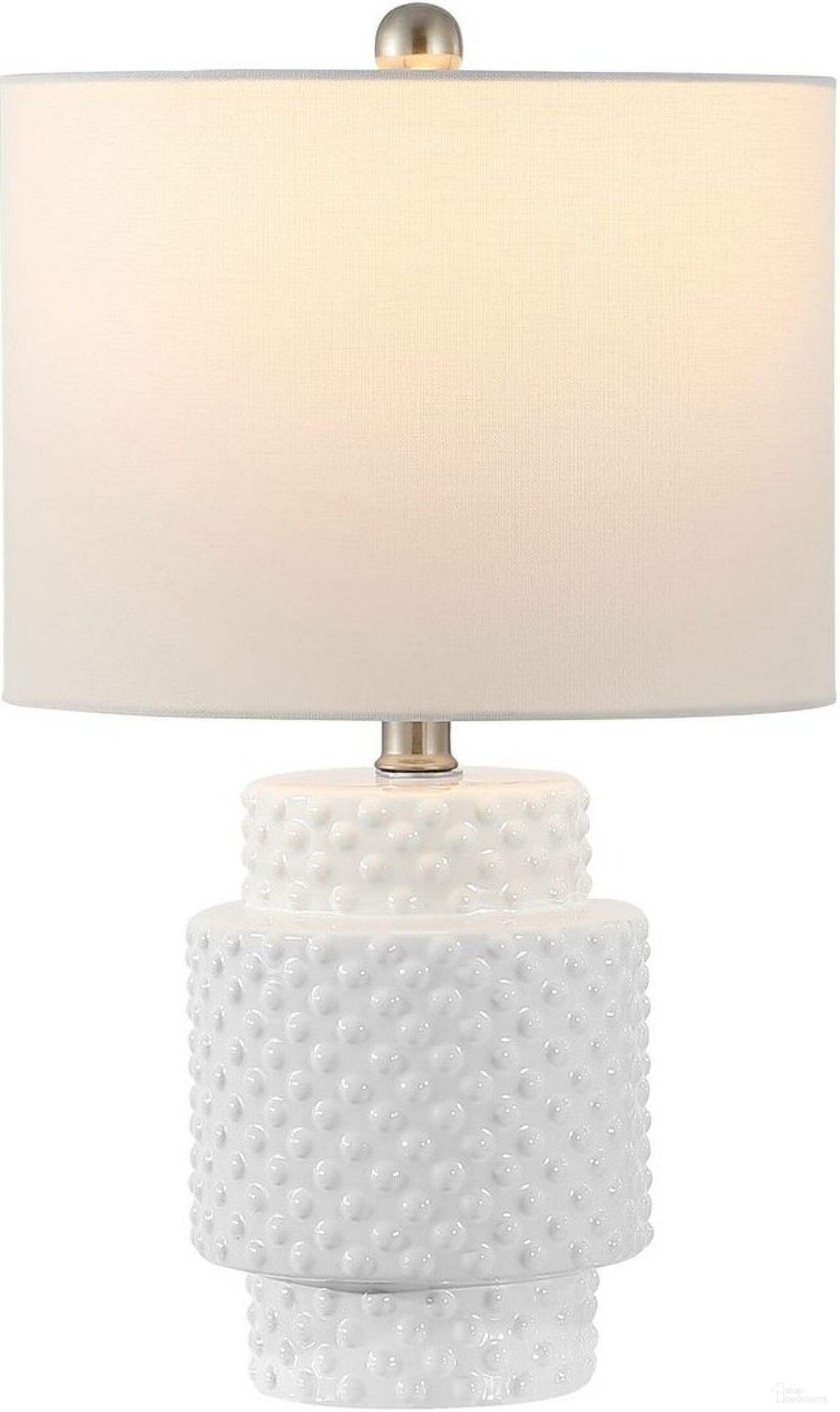 The appearance of Sonter Table Lamp Set of 2 in White designed by Safavieh in the modern / contemporary interior design. This white piece of furniture was selected by 1StopBedrooms from Sonter Collection to add a touch of cosiness and style into your home. Sku: TBL4449A-SET2. Material: Ceramic.