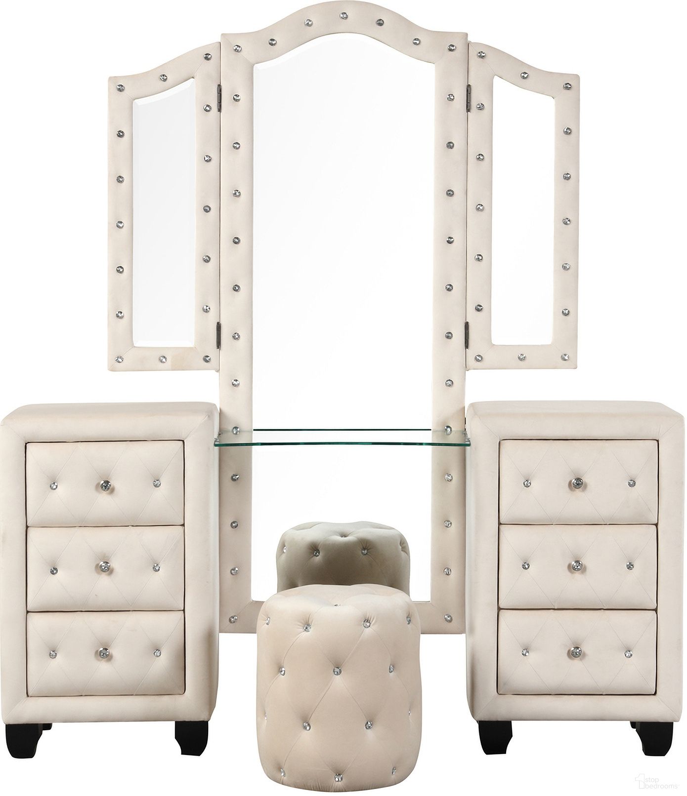The appearance of Sophia Vanity Set In Cream designed by Galaxy Home Furnishings in the modern / contemporary interior design. This cream piece of furniture was selected by 1StopBedrooms from Sophia Collection to add a touch of cosiness and style into your home. Sku: 601955554091-1;601955554091-2;601955554091-3;601955554091-4. Material: Wood.