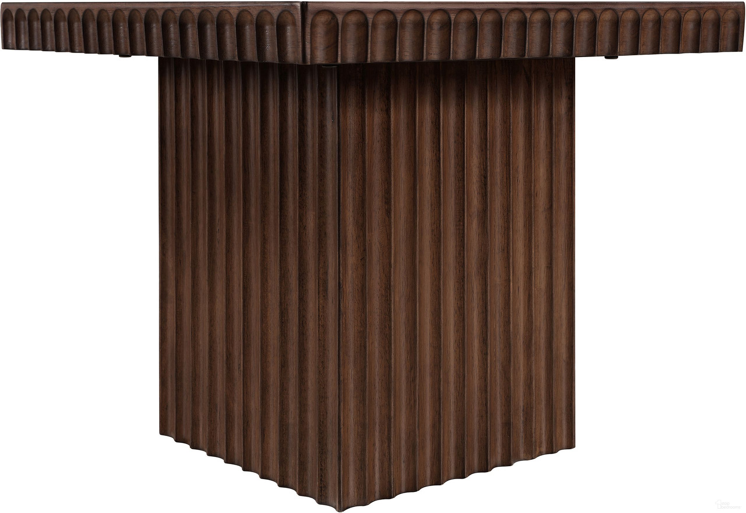 The appearance of Spencer Oak Veneer Coffee Table In Brown designed by Meridian in the modern / contemporary interior design. This brown piece of furniture  was selected by 1StopBedrooms from Spencer Collection to add a touch of cosiness and style into your home. Sku: 253Brown-CT18. Material: Rubberwood.