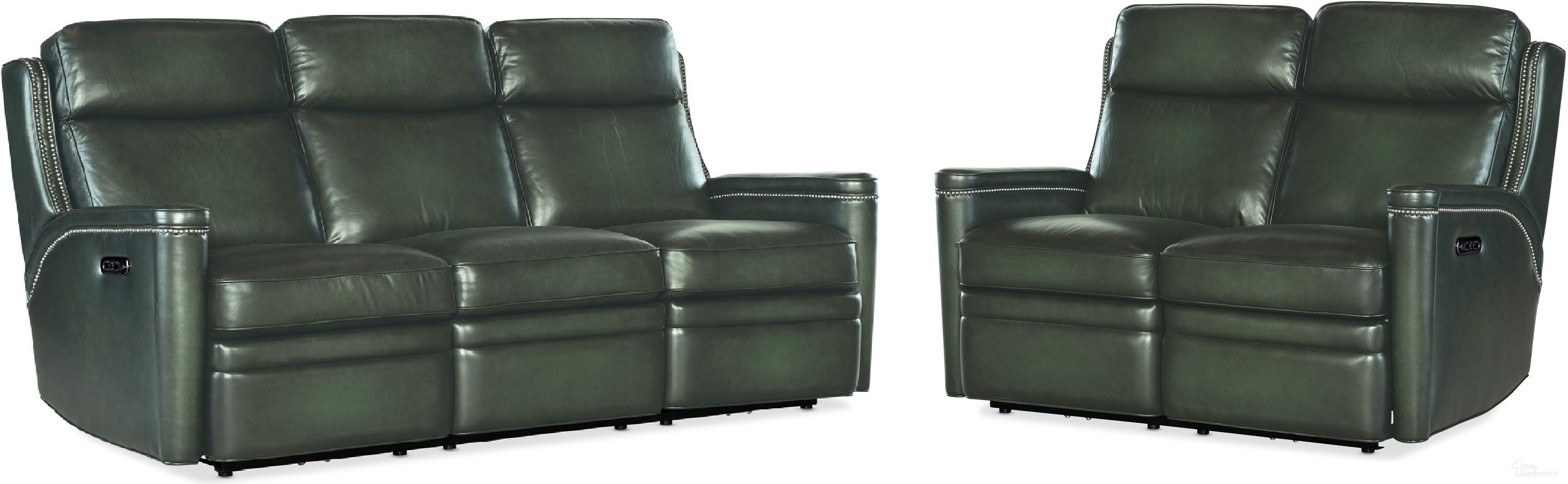 The appearance of SS Living Room Set In Green designed by Hooker in the traditional interior design. This green piece of furniture  was selected by 1StopBedrooms from SS Collection to add a touch of cosiness and style into your home. Sku: SS116-PHZ3-029;SS116-PHZ2-029. Material: Leather.