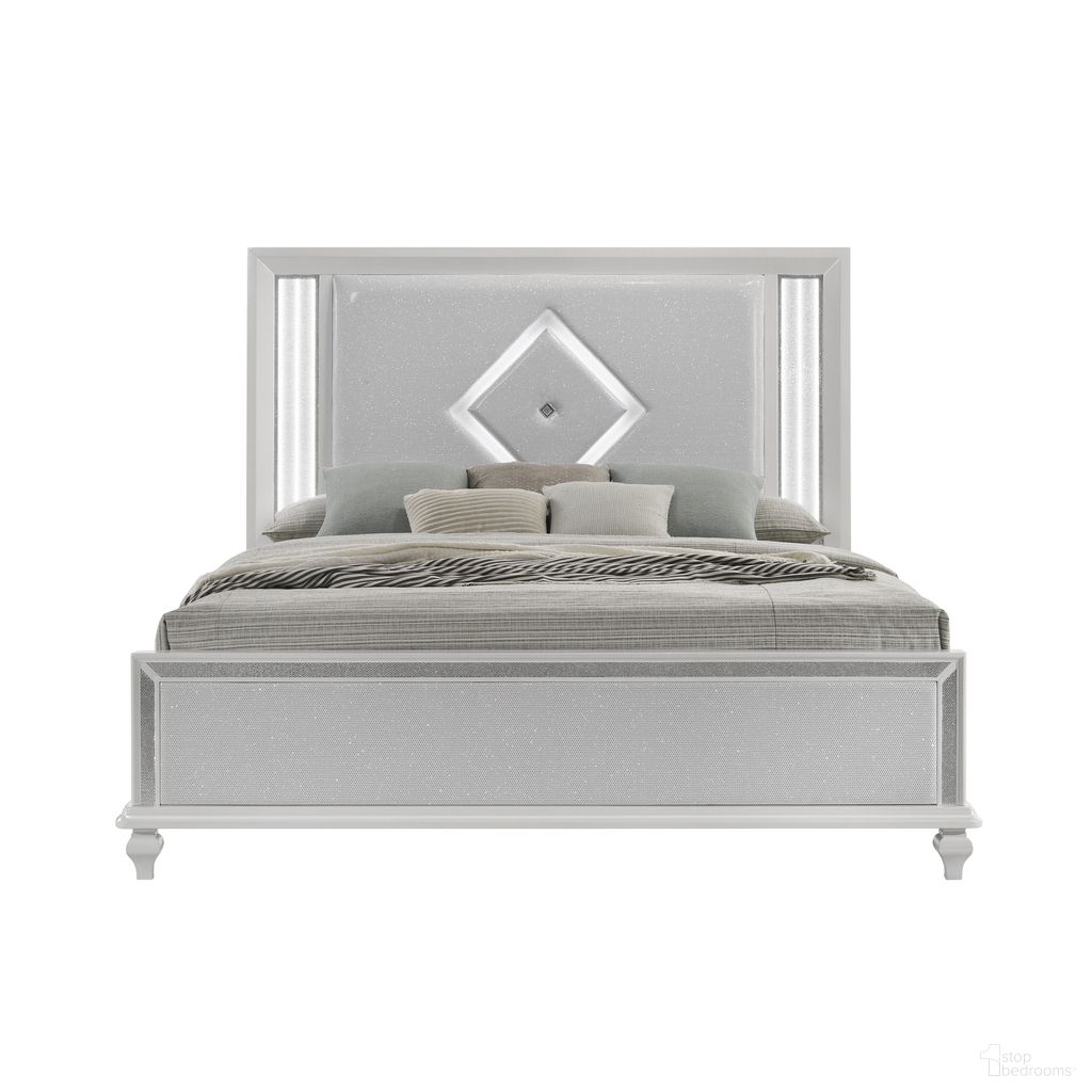 The appearance of Stardust Eastern King Upholstered Bed In White and Gray designed by New Classic in the modern / contemporary interior design. This white/gray piece of furniture was selected by 1StopBedrooms from Stardust Collection to add a touch of cosiness and style into your home. Sku: B1583-110;B1583-120;B1583-330. Material: Wood. Bed Size: King. Bed Type: Upholstered Bed.