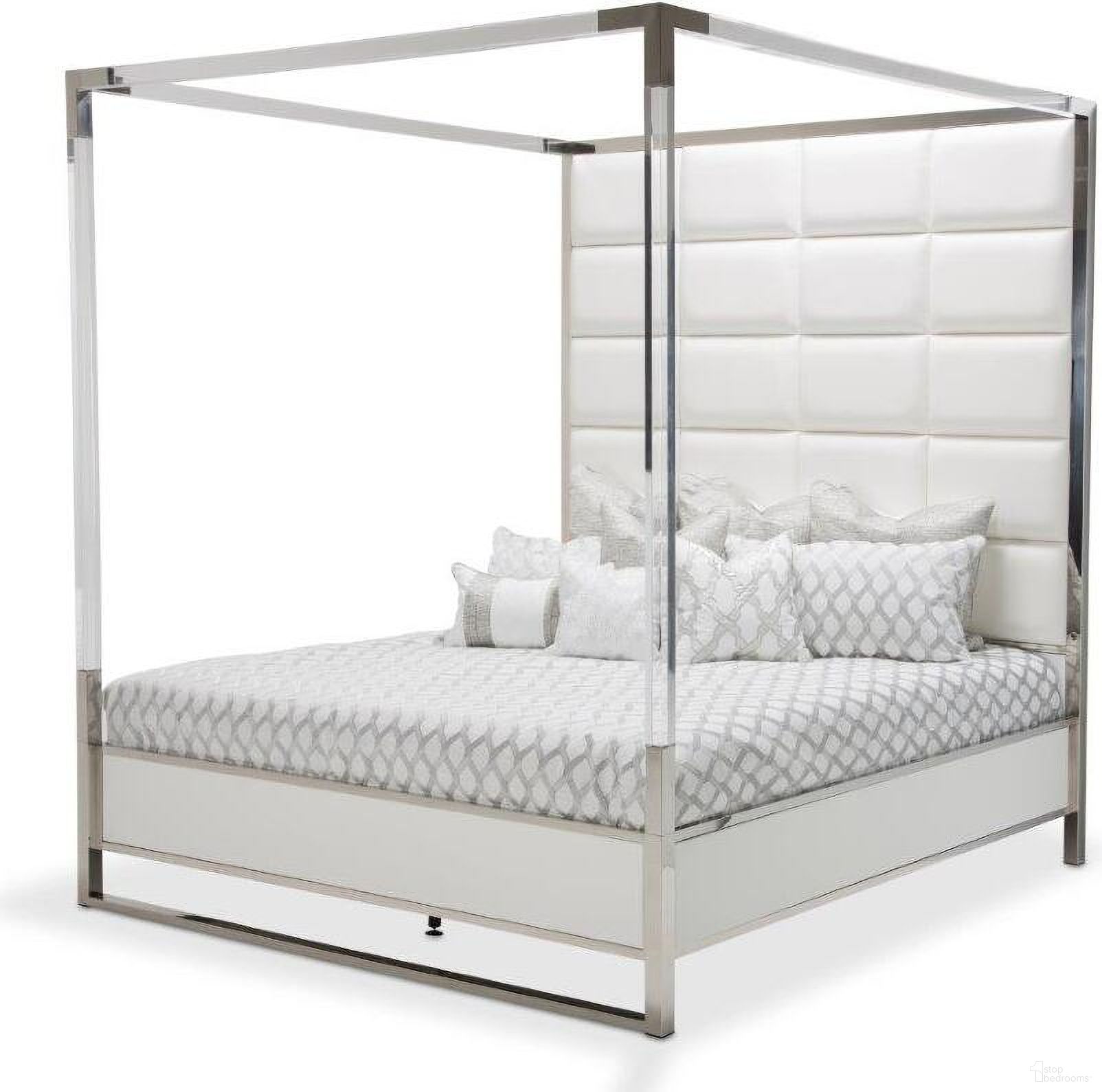 The appearance of State St. Glossy White Eastern King Metal Bed designed by Michael Amini in the modern / contemporary interior design. This glossy white piece of furniture was selected by 1StopBedrooms from State St. Collection to add a touch of cosiness and style into your home. Sku: N9016017-116;N9016027-116;N9016037-116;9000238-00. Bed Size: King. Material: Stainless Steel. Bed Type: Metal Bed.