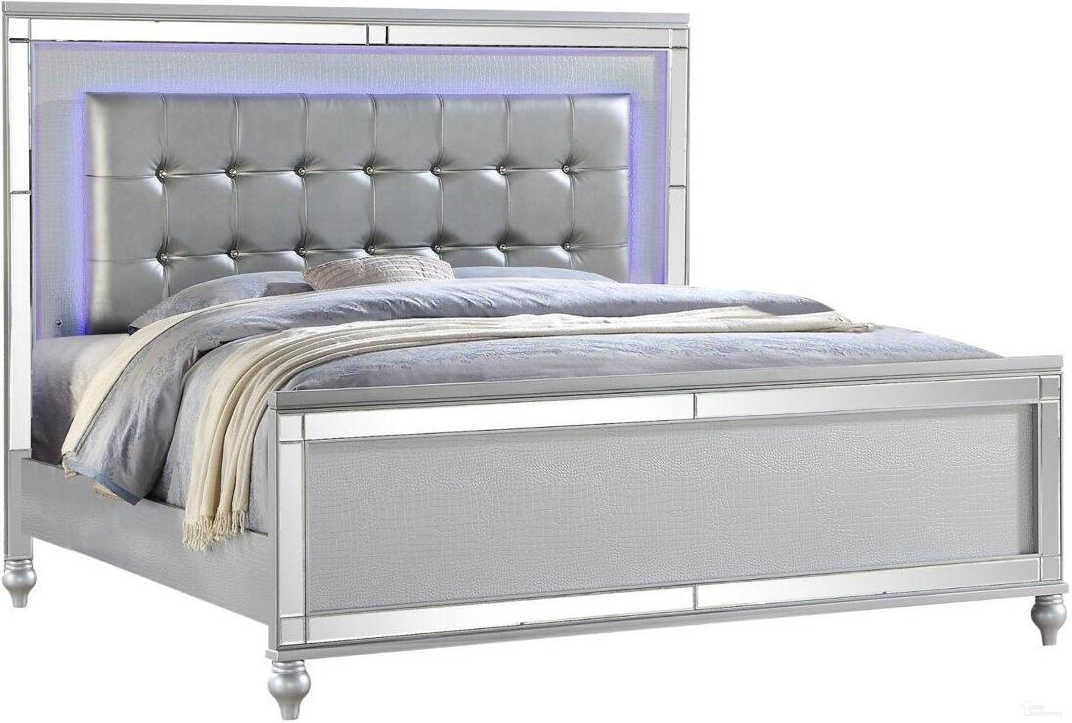 Sterling Queen Size Led Bed Made With Wood In Silver