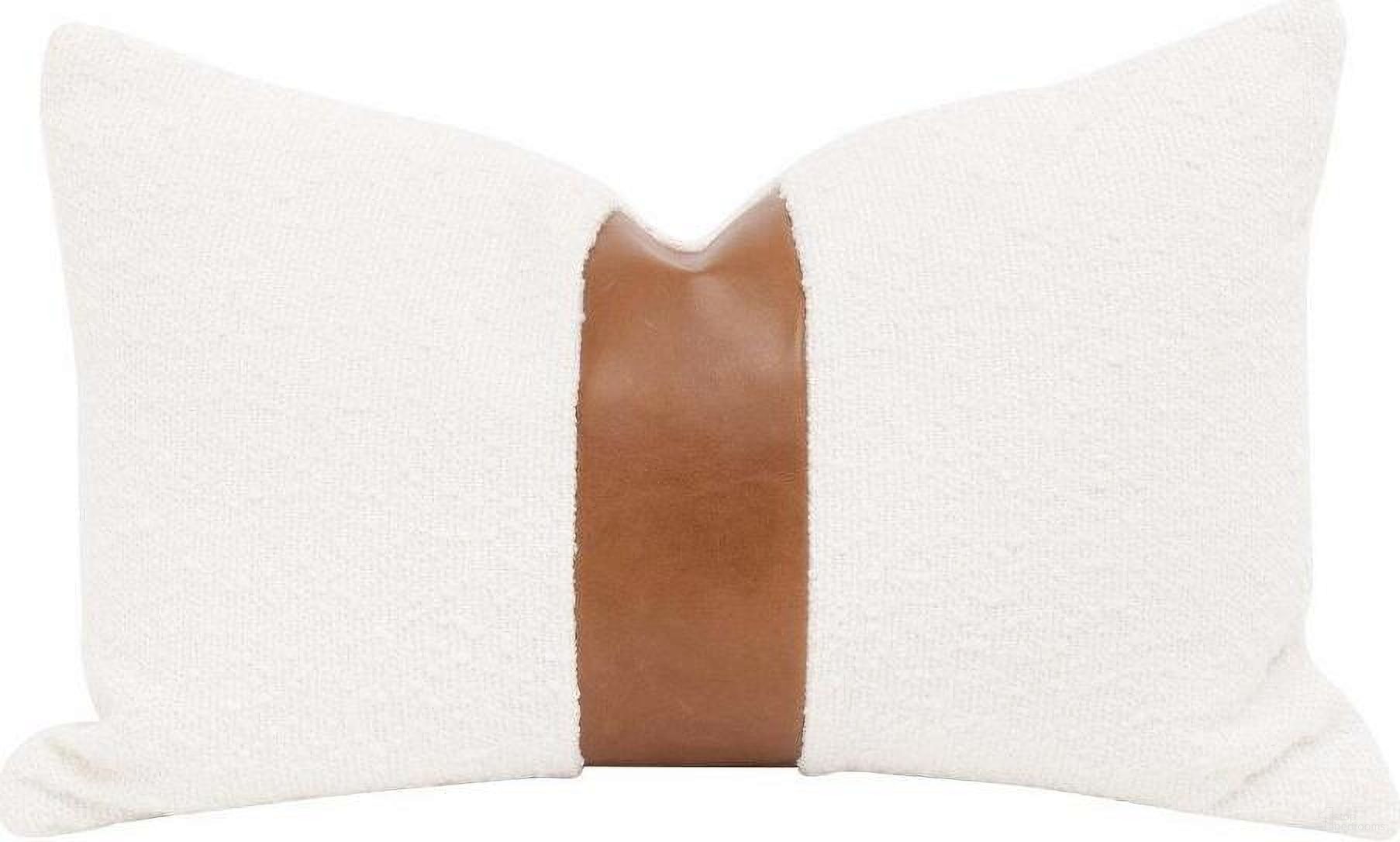 The appearance of Stitch and Hand The Split Decision 20 Inch Essential Lumbar Pillow Set of 2 In Snow and Whiskey Brown designed by Essentials For Living in the transitional interior design. This snow/whiskey brown piece of furniture was selected by 1StopBedrooms from Stitch & Hand Collection to add a touch of cosiness and style into your home. Sku: 7207-20.BOU-SNO/WB. Material: Polyester.