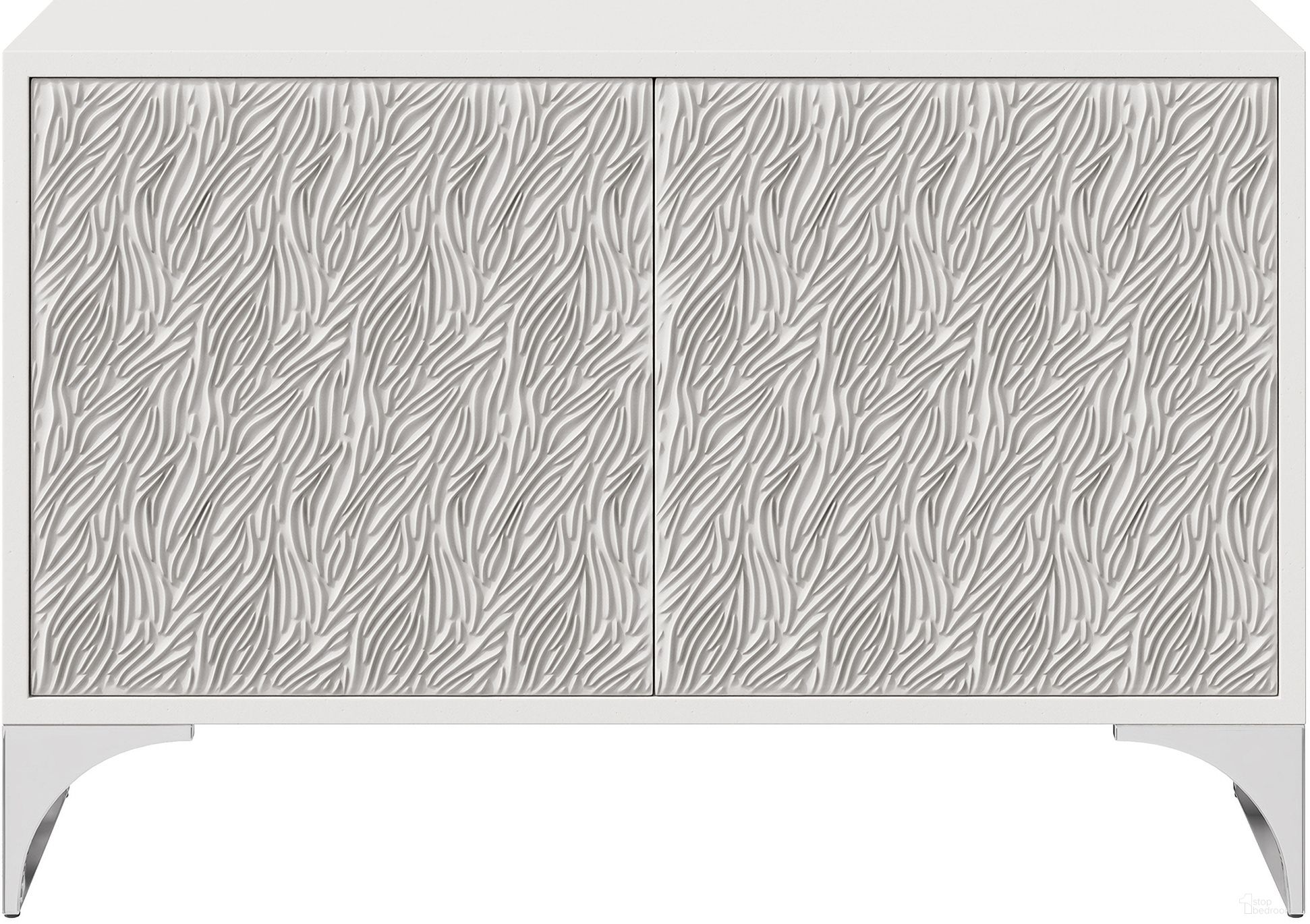 The appearance of Stratum Door Chest designed by Bernhardt in the modern / contemporary interior design. This fossil/polished nickel piece of furniture was selected by 1StopBedrooms from Stratum Collection to add a touch of cosiness and style into your home. Sku: 325115. Material: Wood.