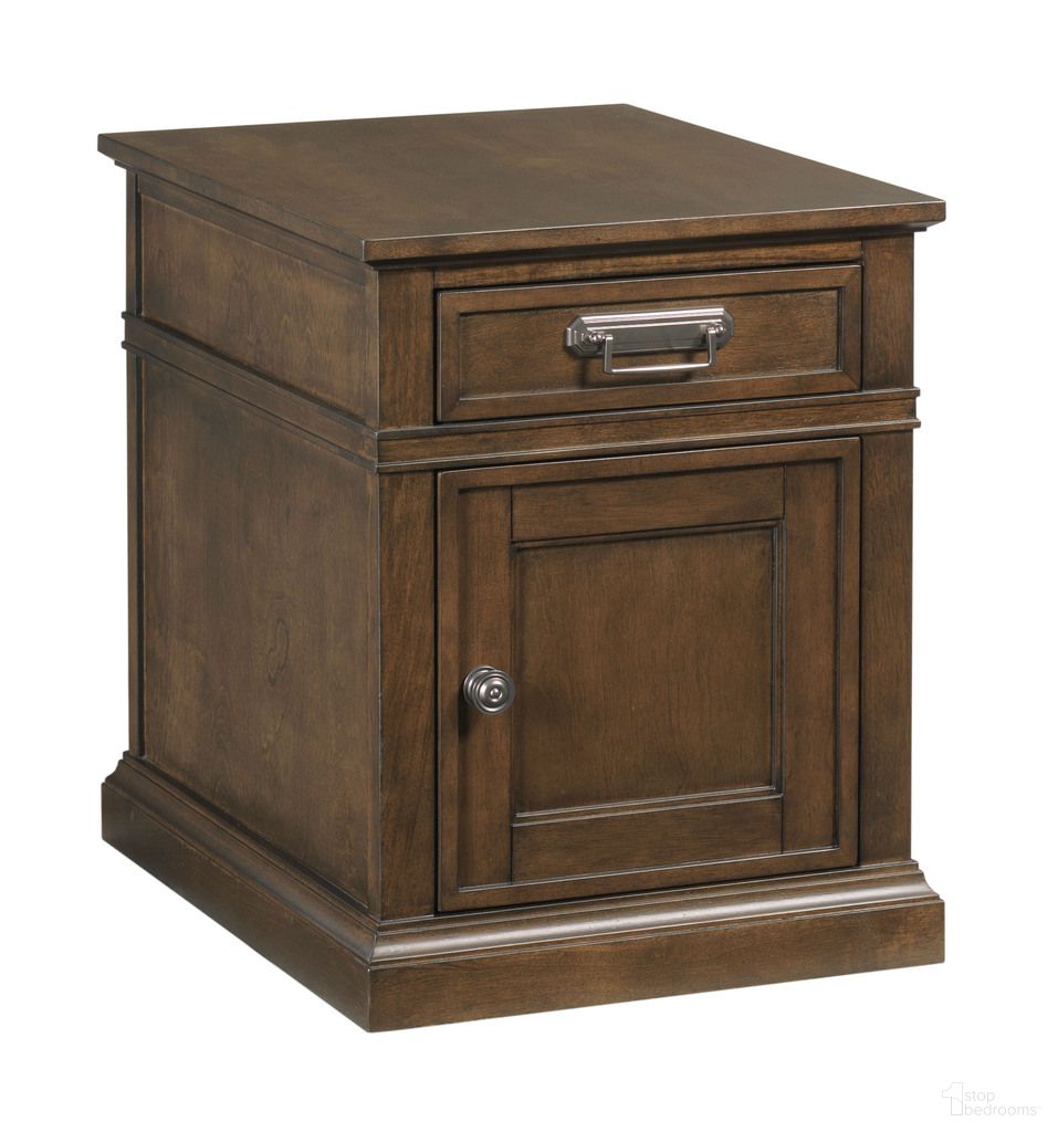 The appearance of Structures Chairside Chest In Sable designed by Hammary in the modern / contemporary interior design. This sable piece of furniture  was selected by 1StopBedrooms from Structures Collection to add a touch of cosiness and style into your home. Sku: 267-917S.