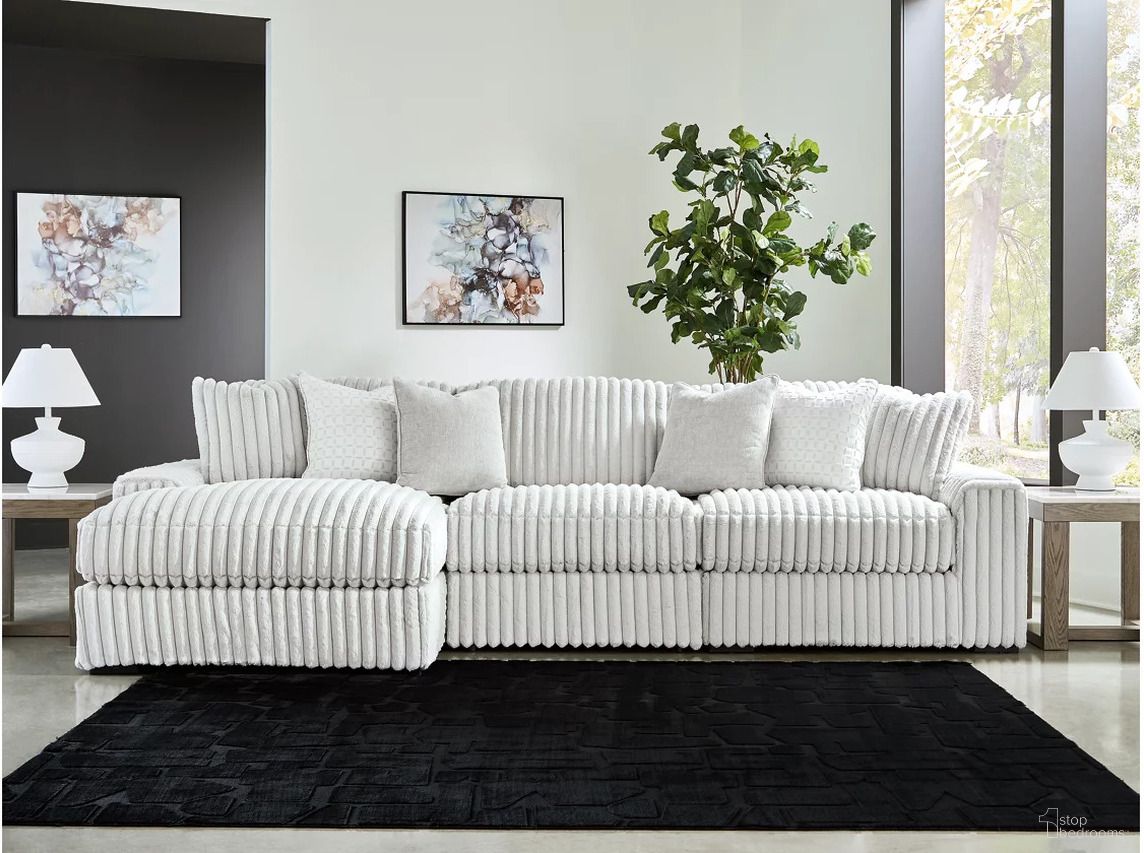 Stupendous 3-Piece Sectional with LAF Chaise In Alloy
