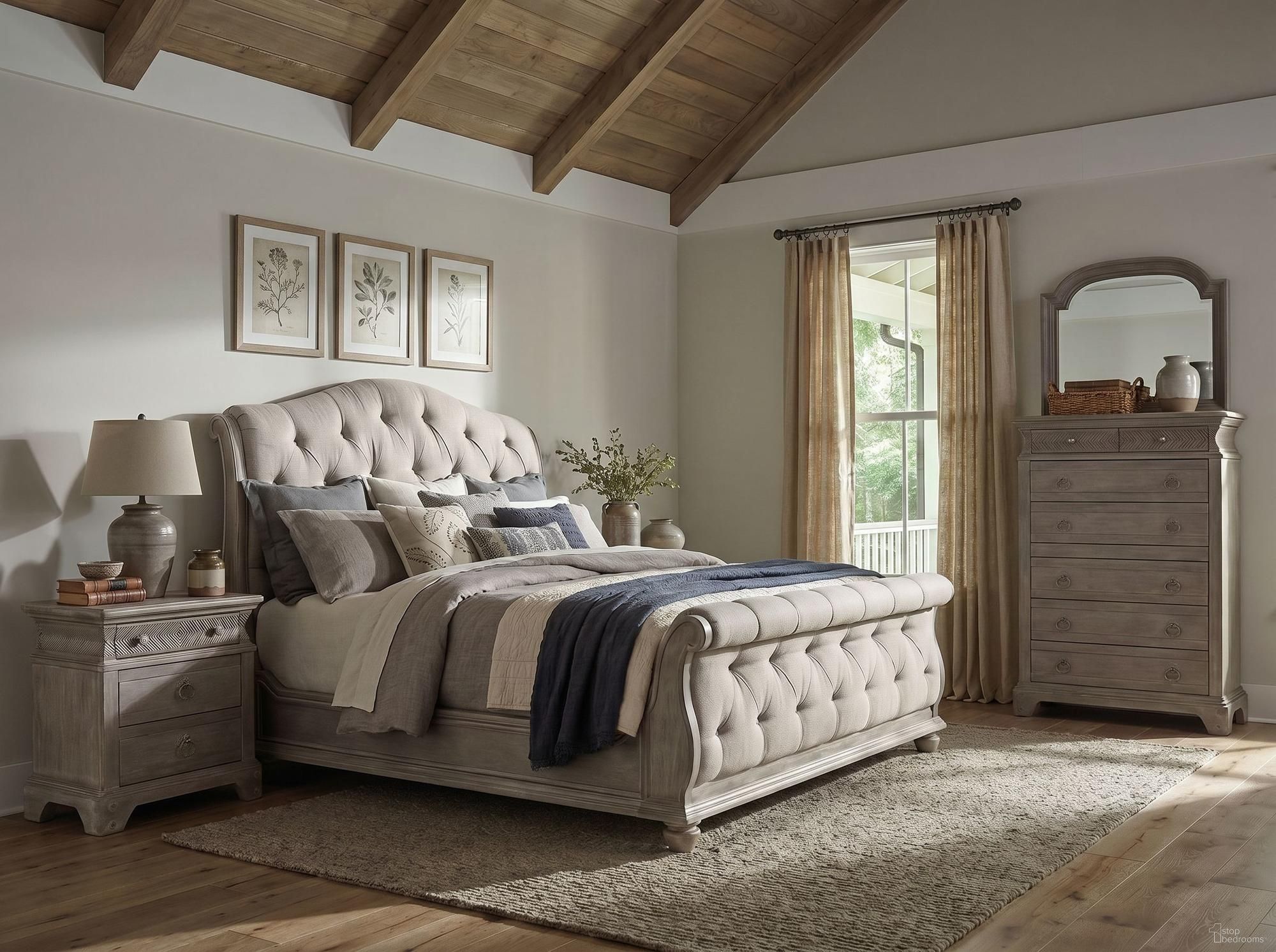 Summer Creek Scrubbed Oak Shoals Upholstered Sleigh Bedroom Set