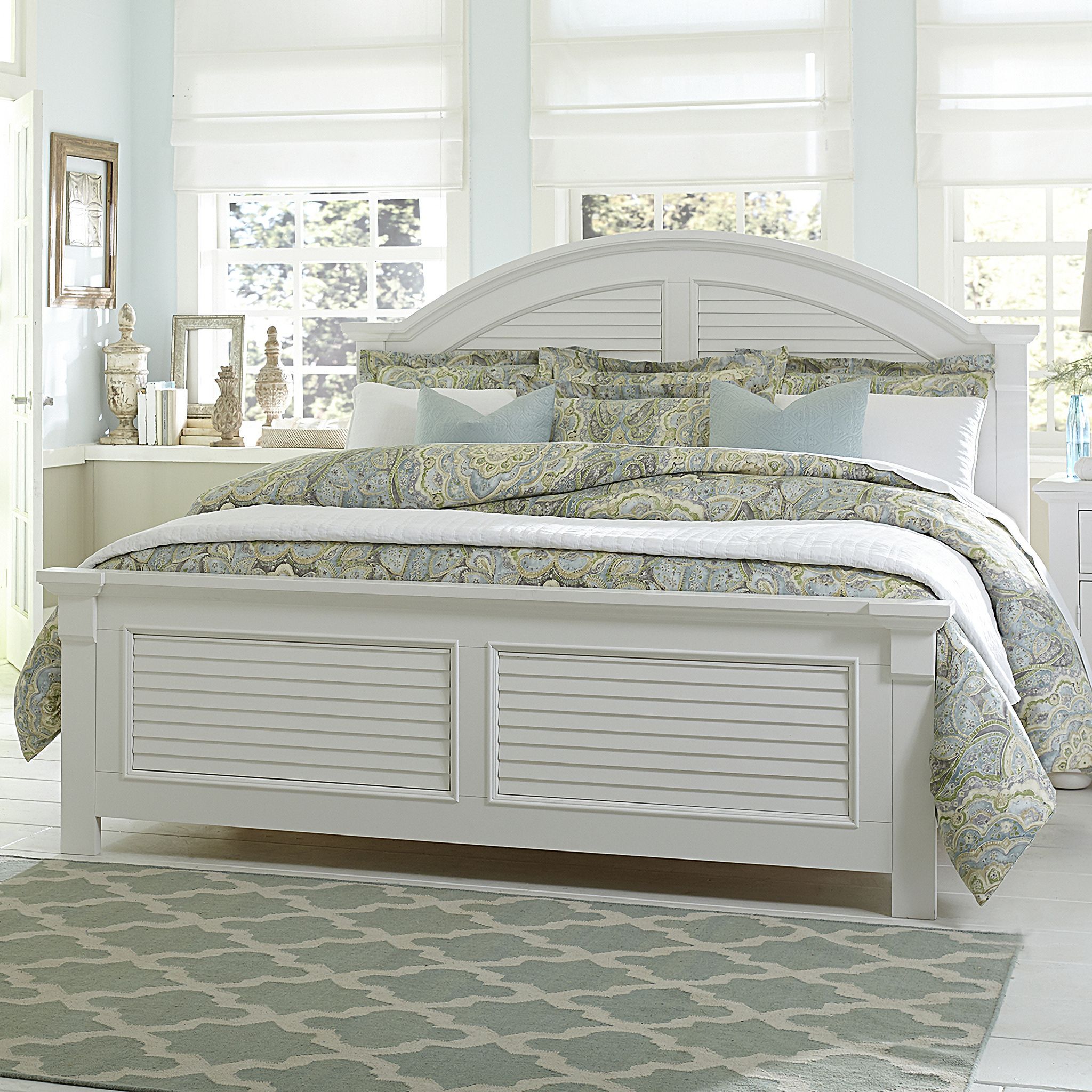 The appearance of Summer House I California King Panel Bed designed by Liberty in the country / farmhouse interior design. This oyster piece of furniture  was selected by 1StopBedrooms from Summer House I Collection to add a touch of cosiness and style into your home. Sku: 607-BR90C;607-BR16;607-BR15. Bed Type: Panel Bed. Material: Wood. Bed Size: California King.