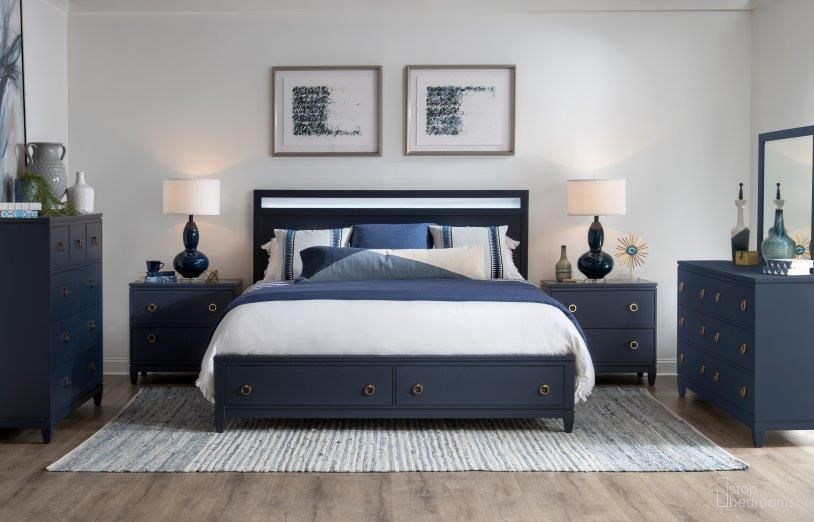 The appearance of Summerland Inkwell Blue Storage Panel Bedroom Set designed by Legacy Classic in the modern / contemporary interior design. This blue piece of furniture was selected by 1StopBedrooms from Summerland Collection to add a touch of cosiness and style into your home. Sku: 1162-4105;1162-4235;1162-4904;1162-3101. Bed Type: Panel Bed. Bed Size: Queen. Material: Poplar.